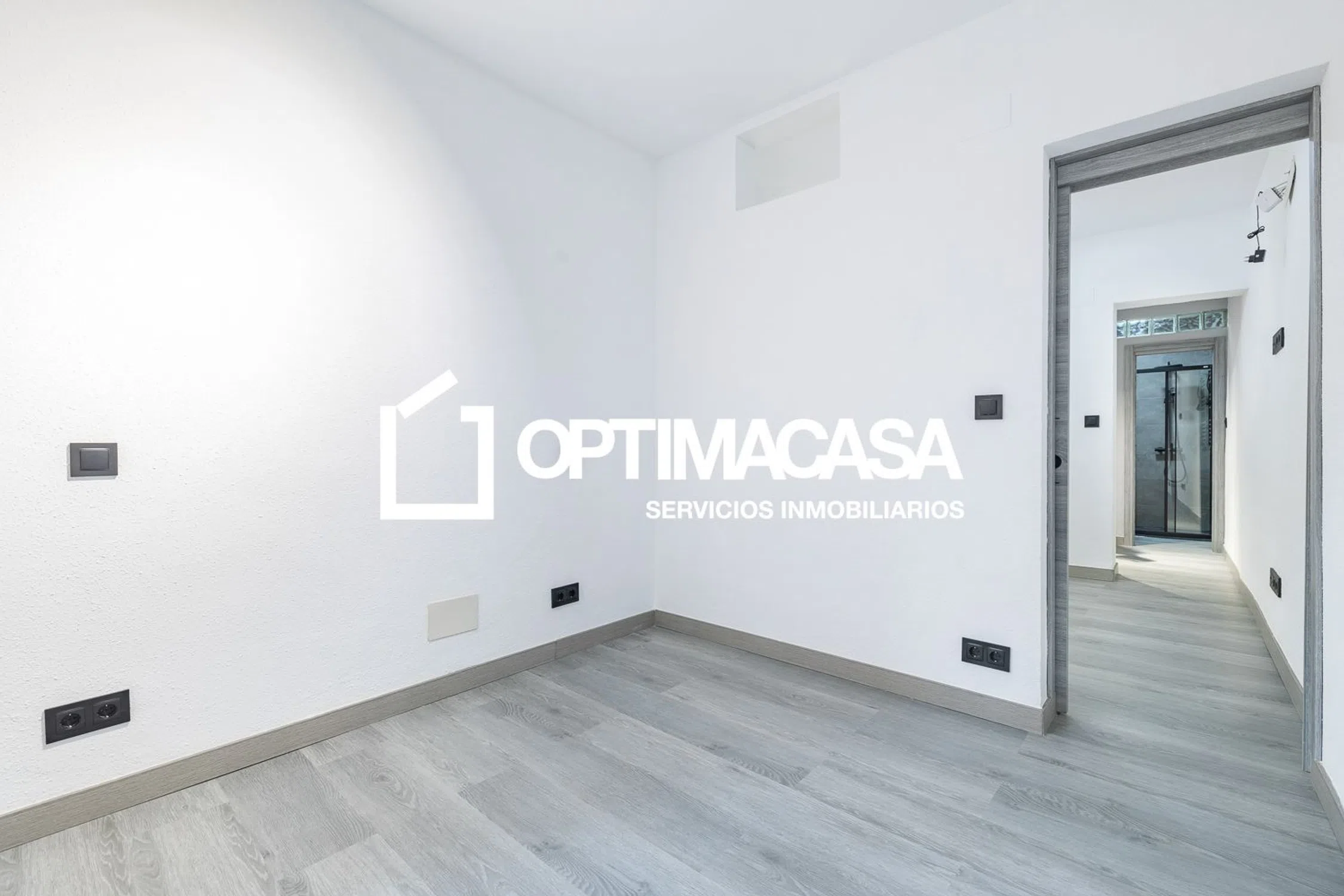 Piso en calle del Sauco - Photo 4