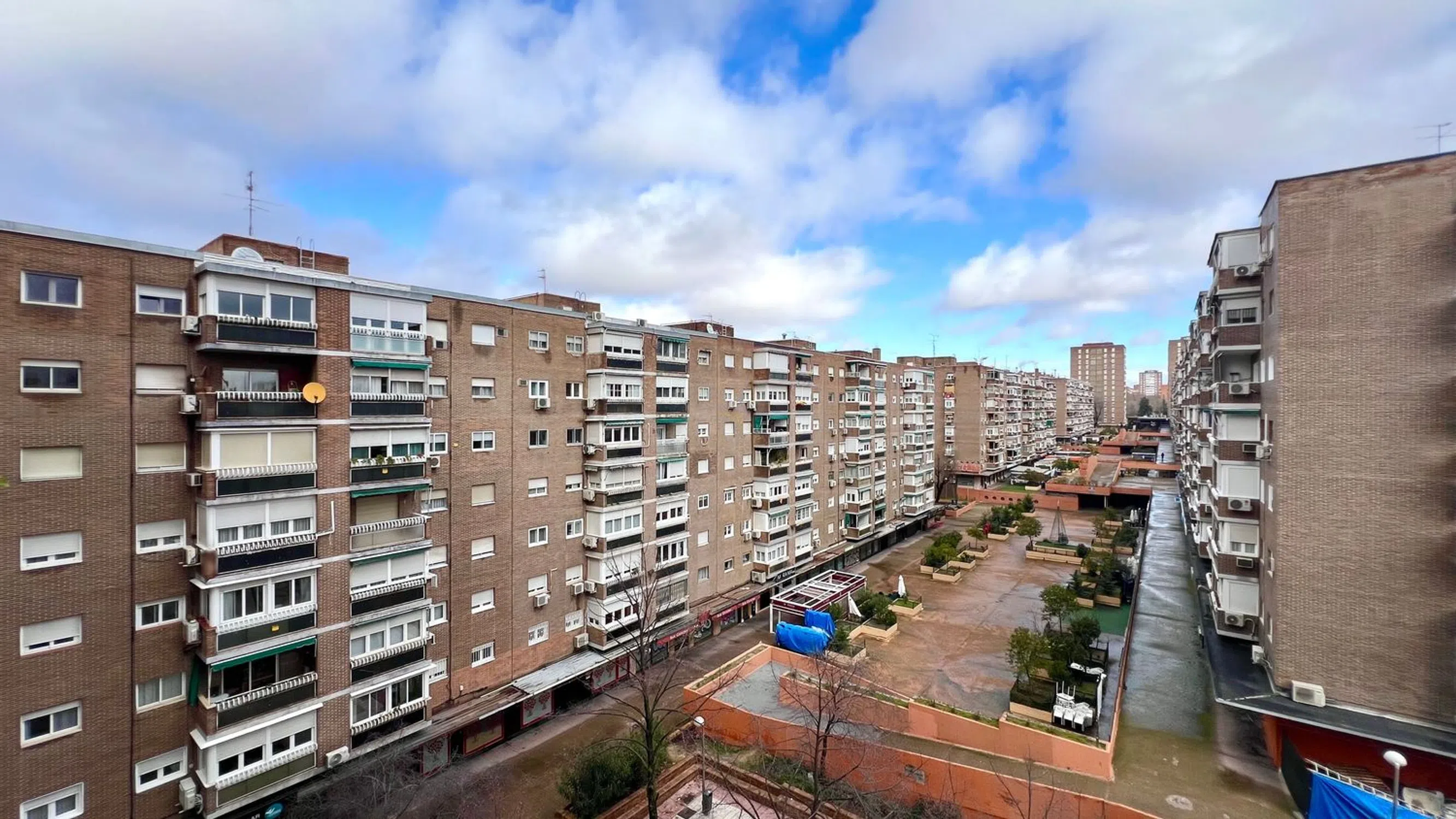 Piso en avenida de Moratalaz, 115