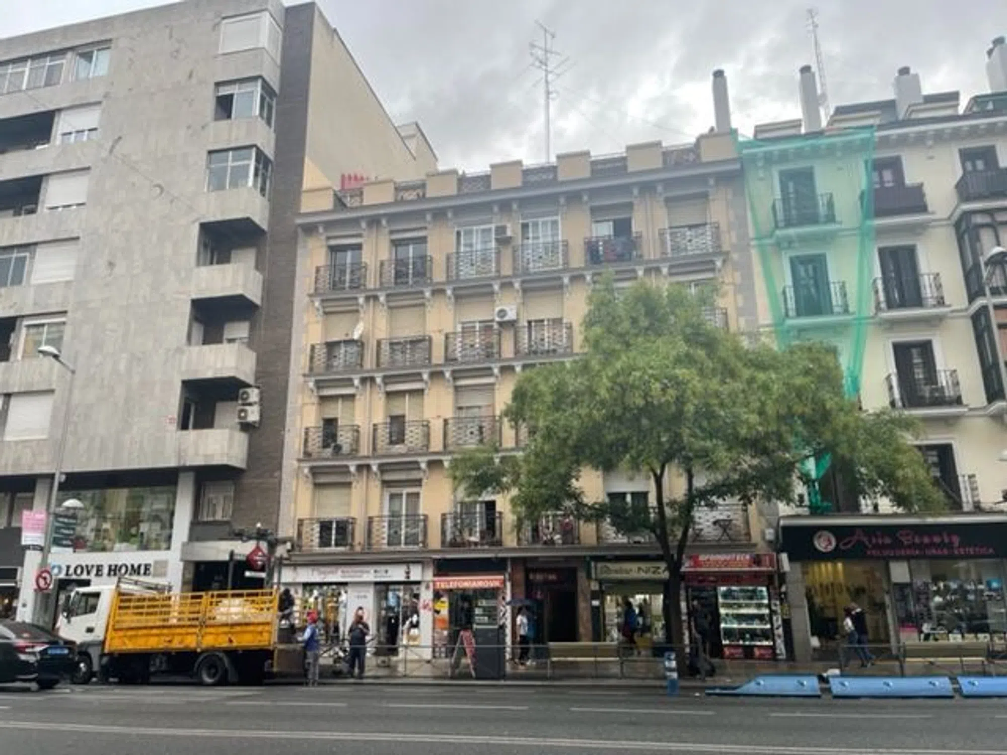 Piso en calle de Bravo Murillo - Photo 2