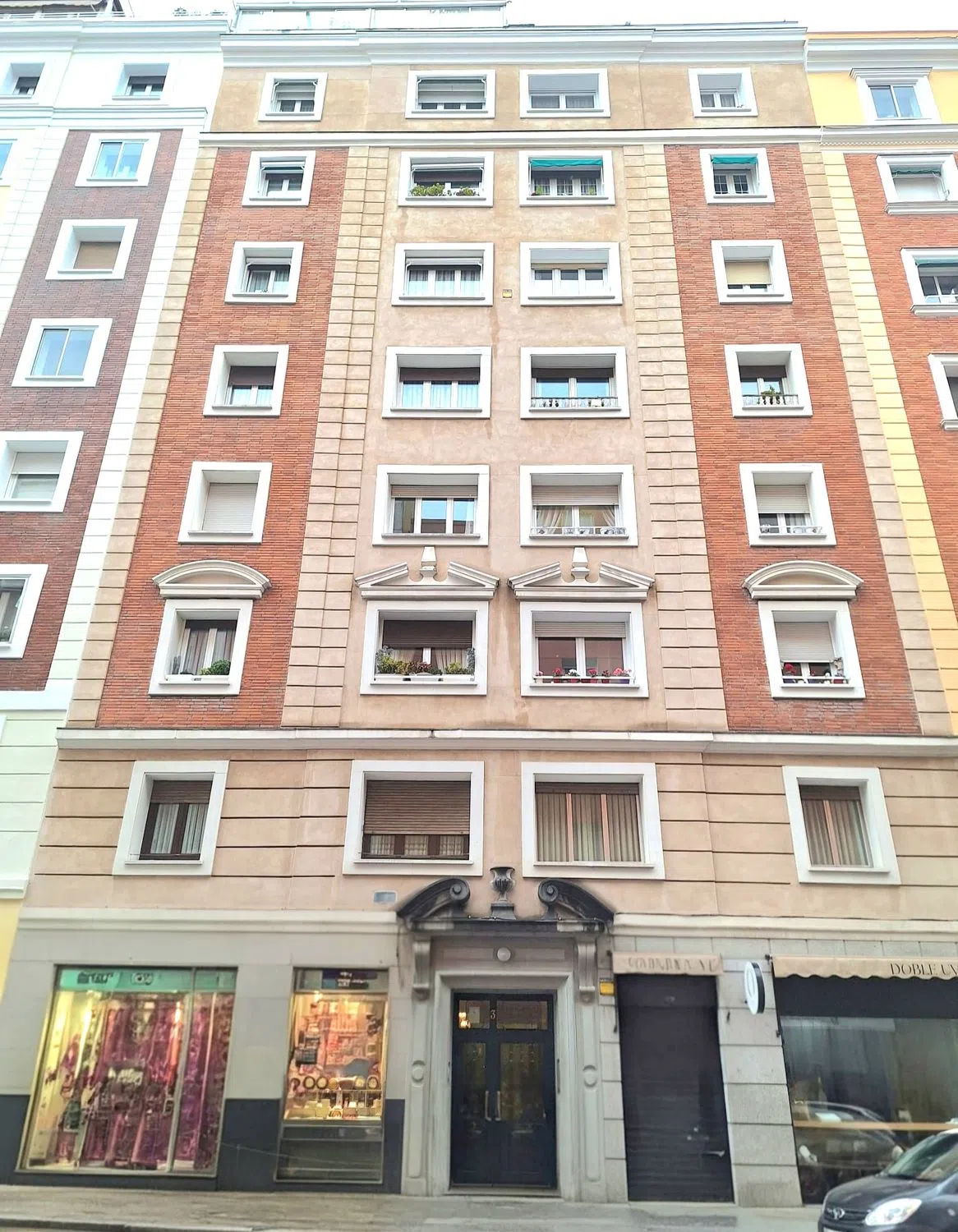 Piso en calle de Antonio Arias - Photo 3