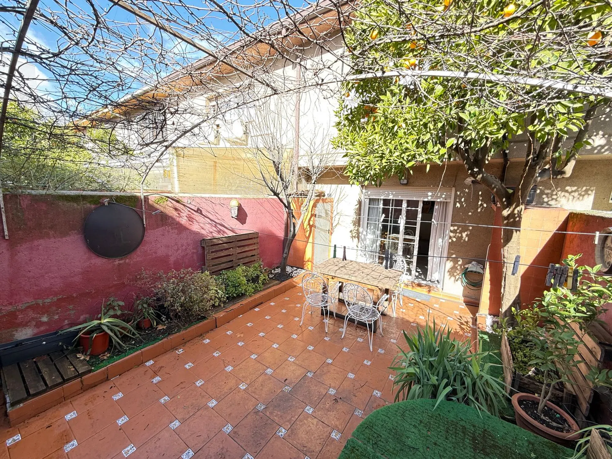Chalet adosado en calle Deva