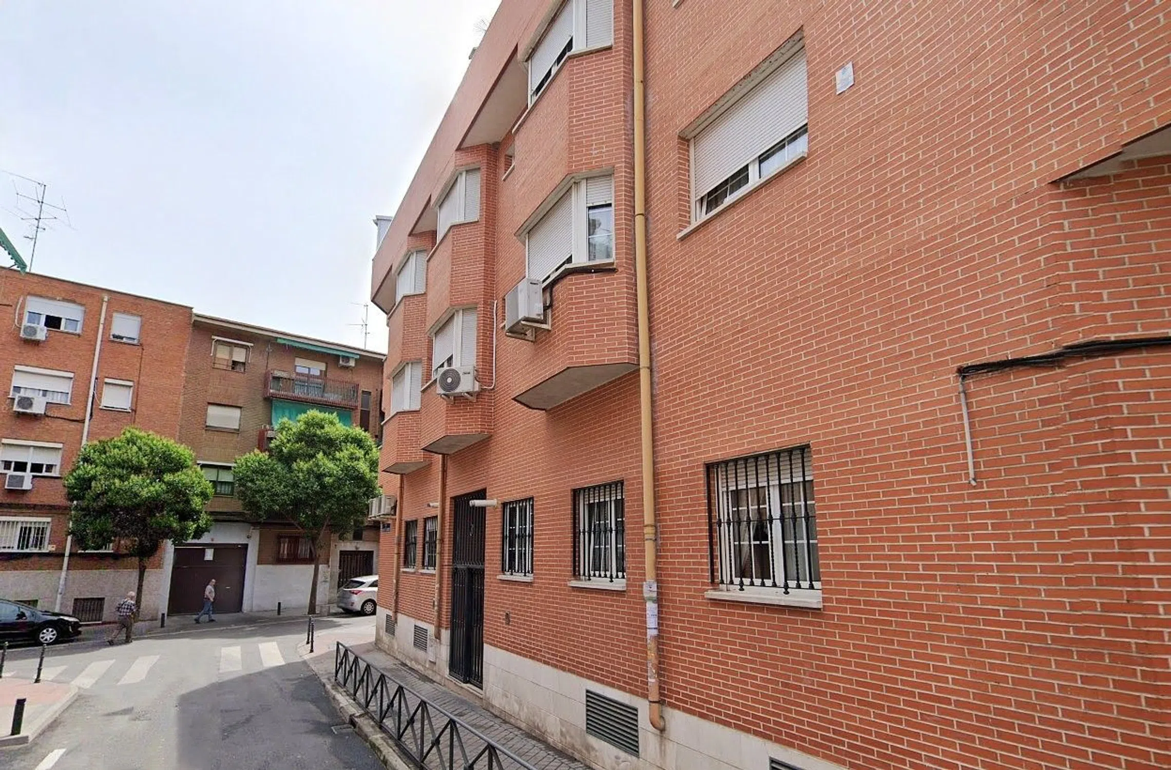 Piso en calle Huerta de Villaverde - Photo 3