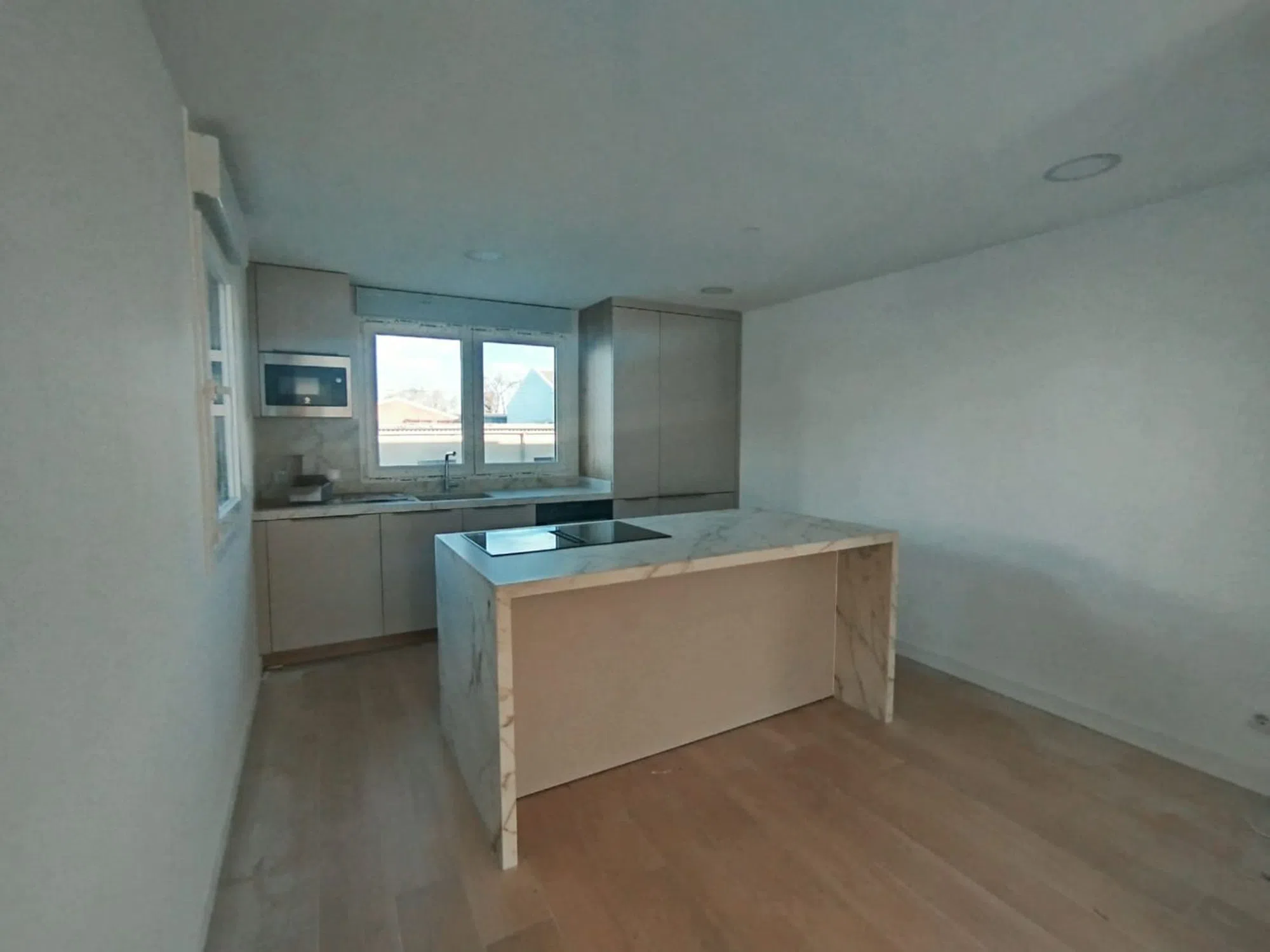 Chalet pareado en calle Septiembre - Photo 4