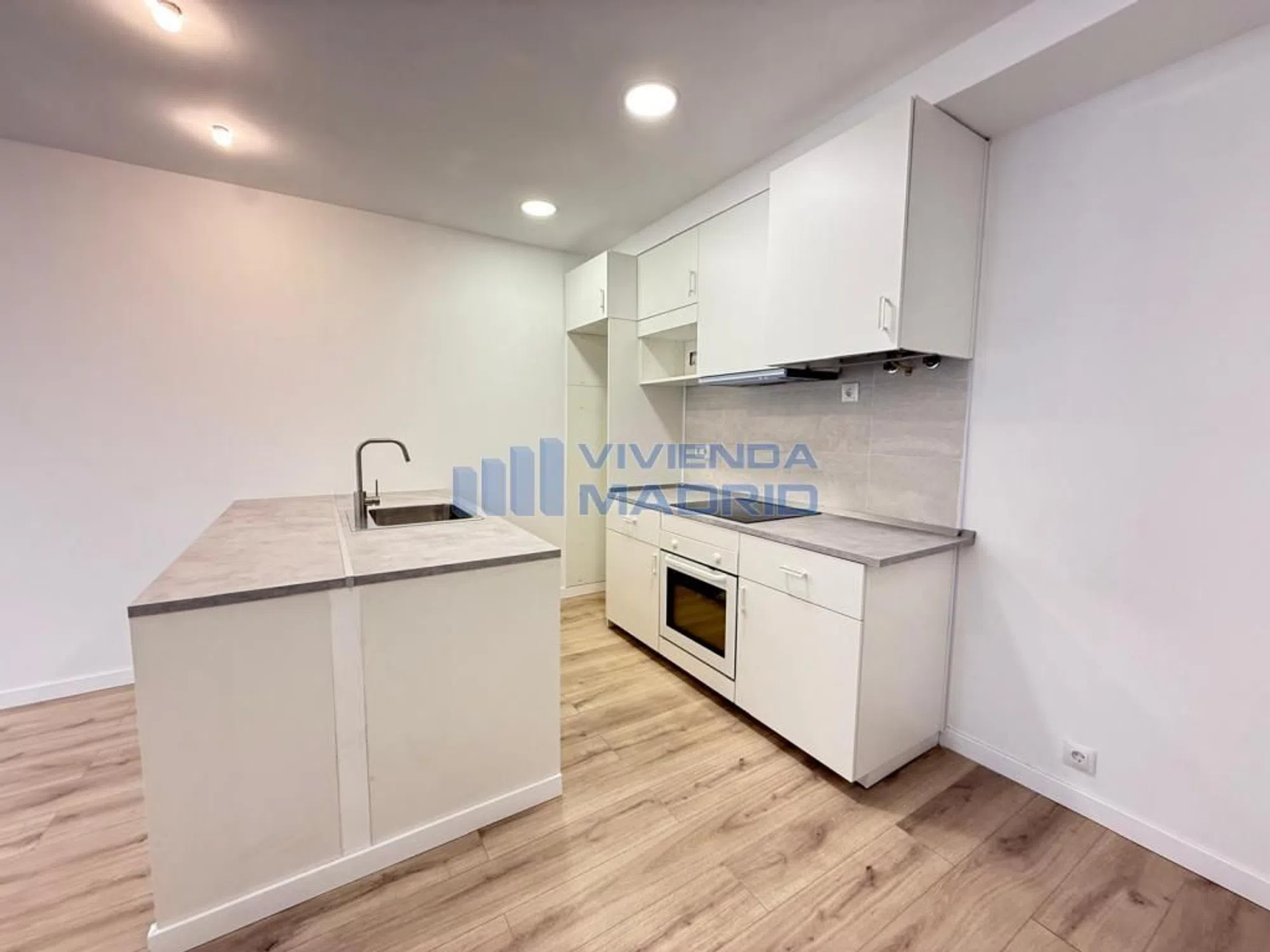 Piso en avenida de Pablo Neruda - Photo 8