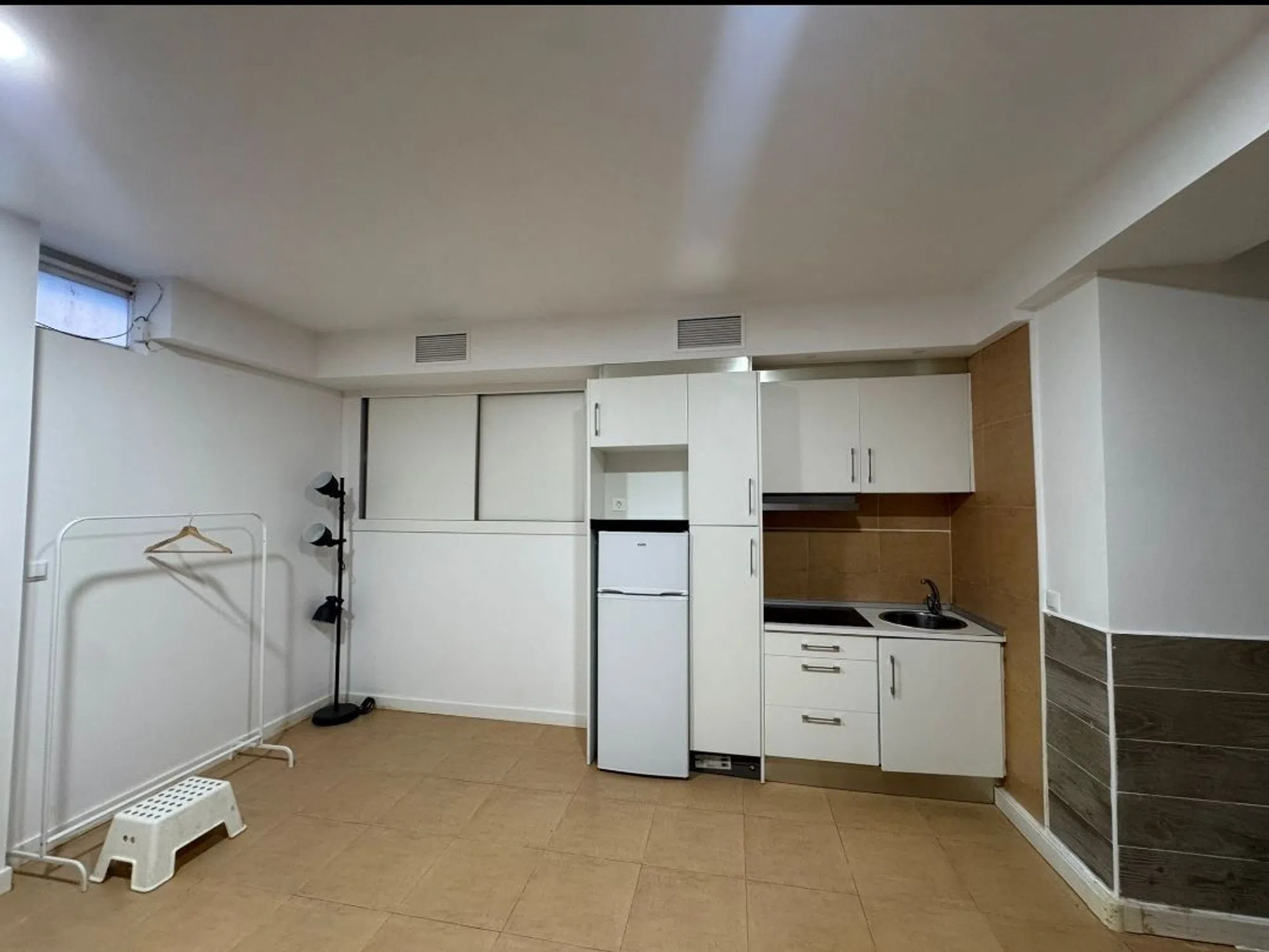 Piso en calle de la Sierra de Llerena - Photo 2