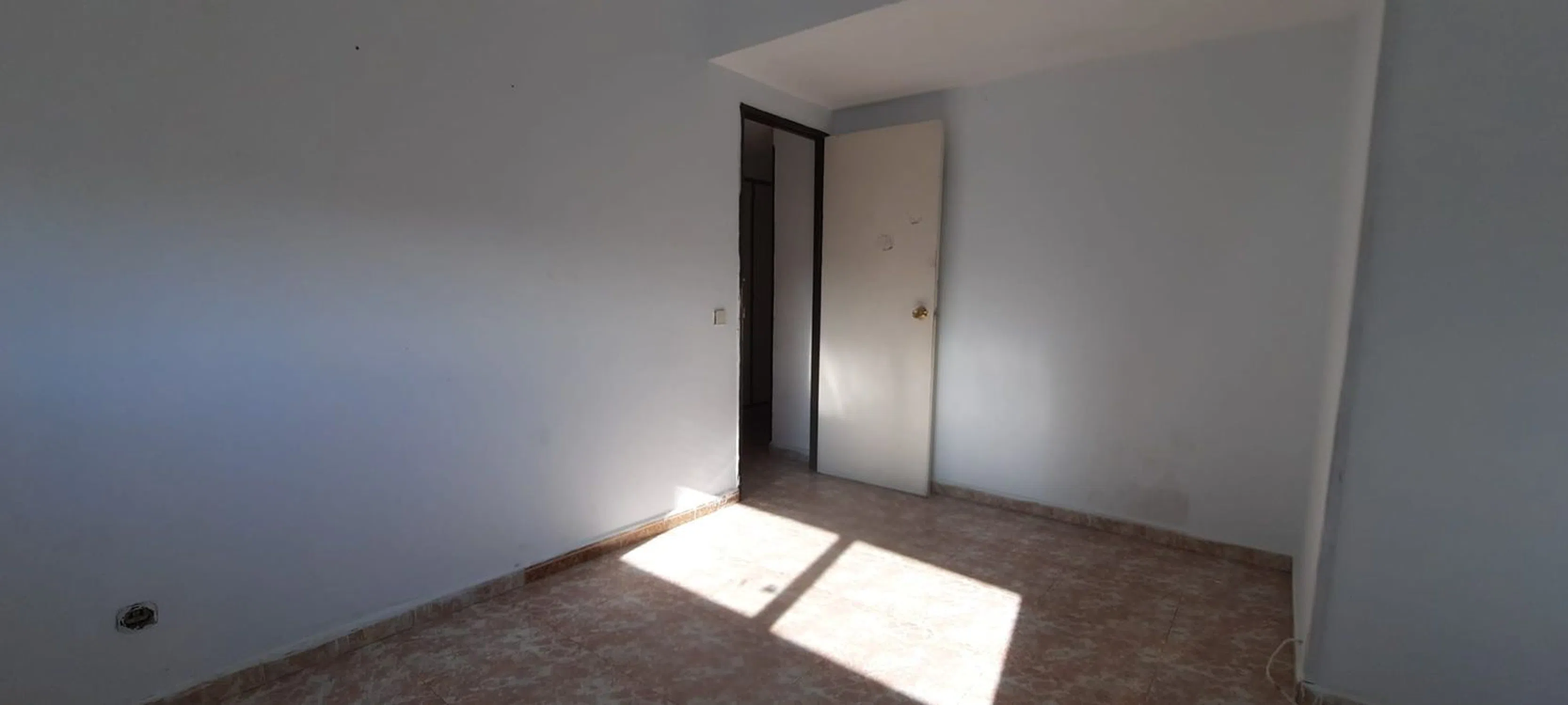 Piso en calle Campotéjar - Photo 7