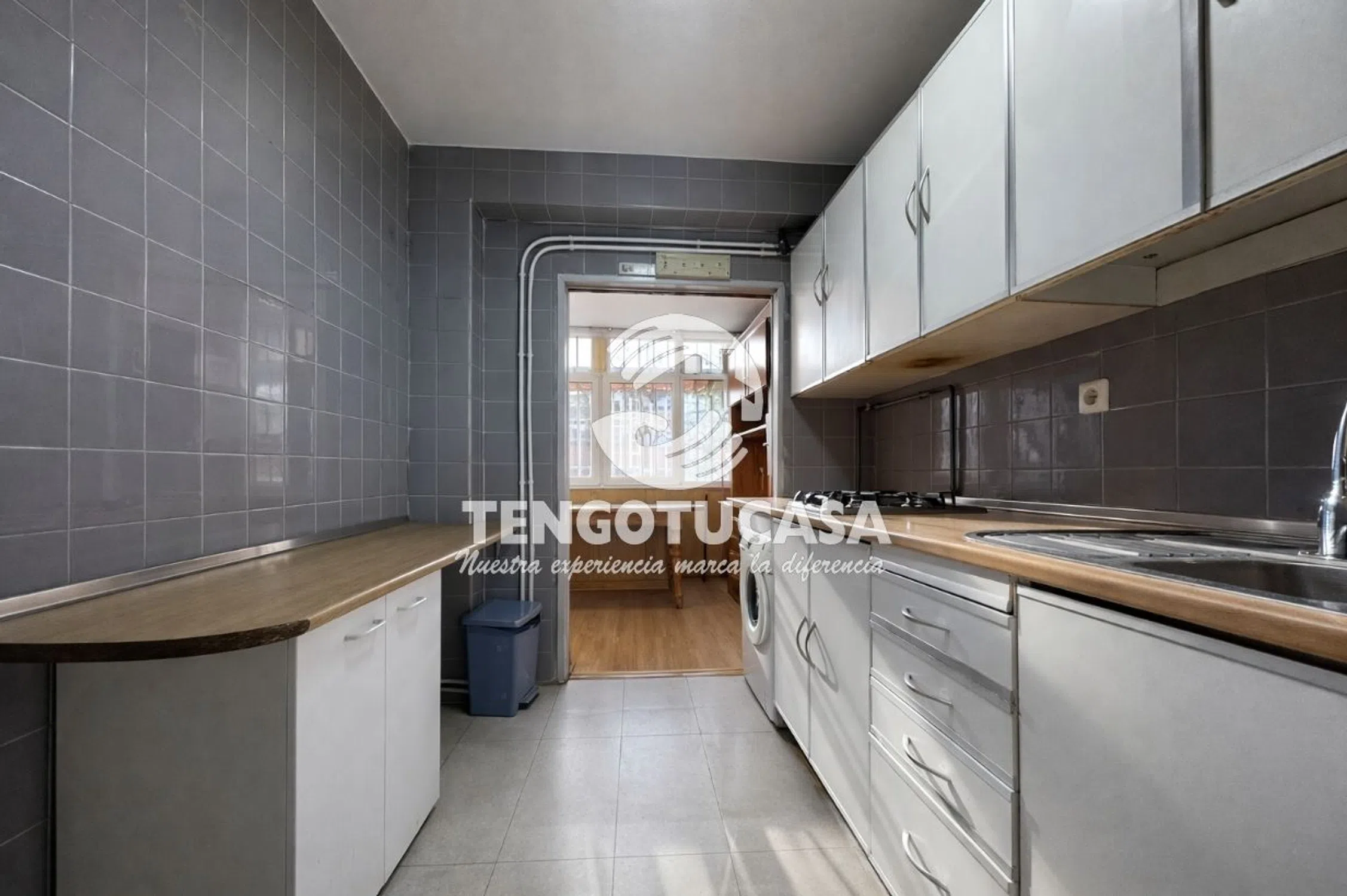 Piso en calle San Herculano - Photo 6