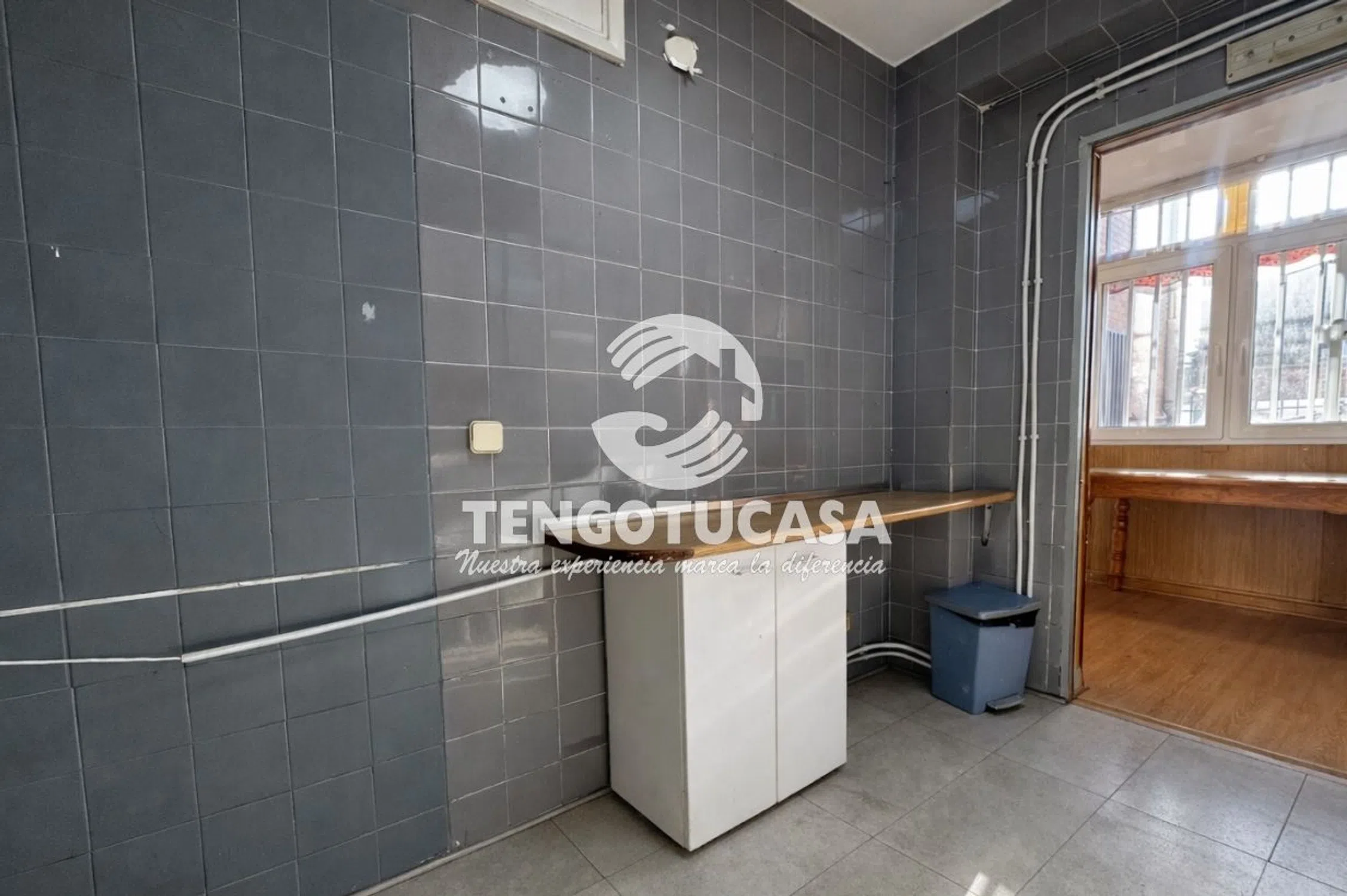 Piso en calle San Herculano - Photo 7
