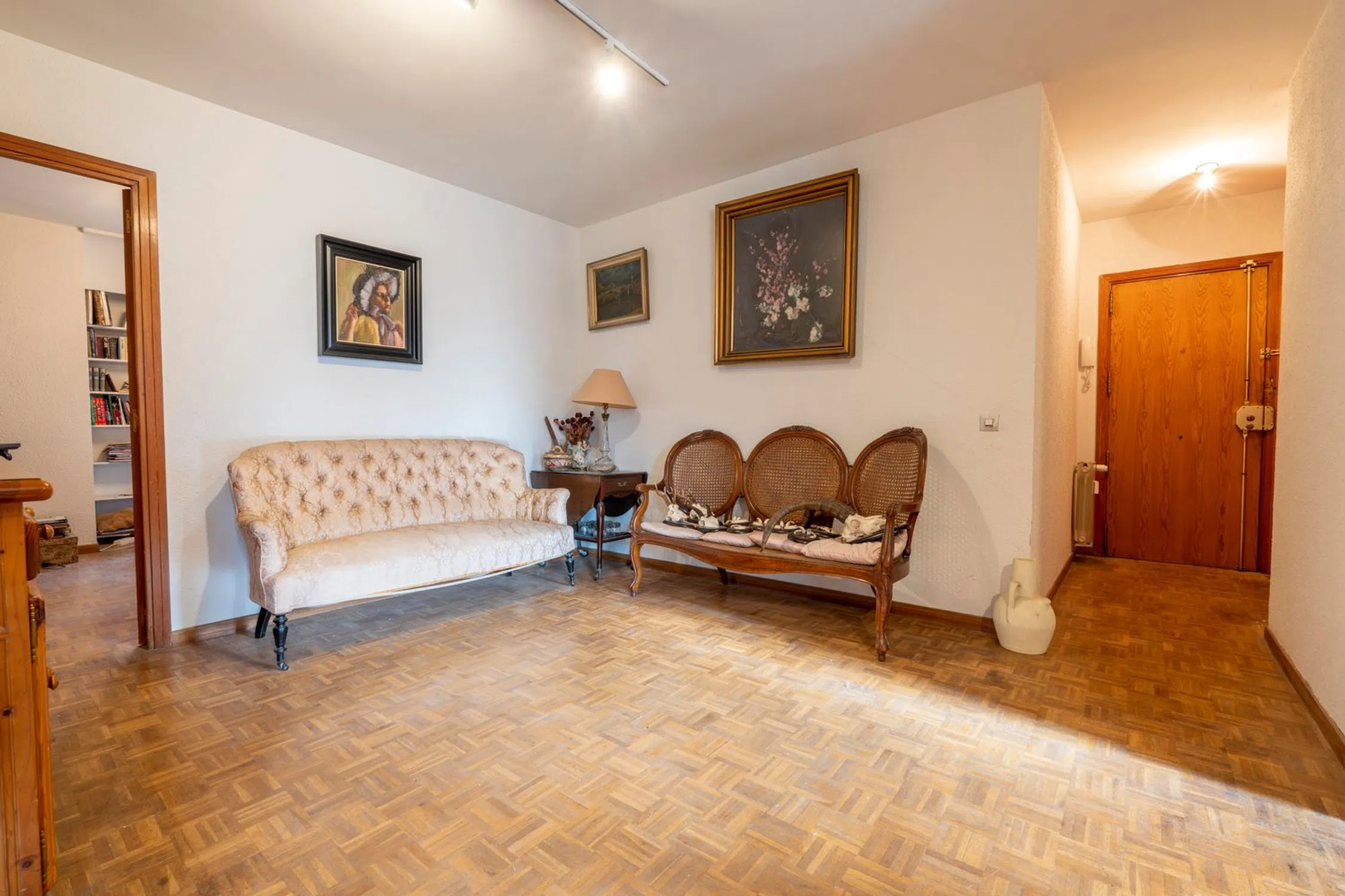 Piso en calle Alonso Castrillo - Photo 4