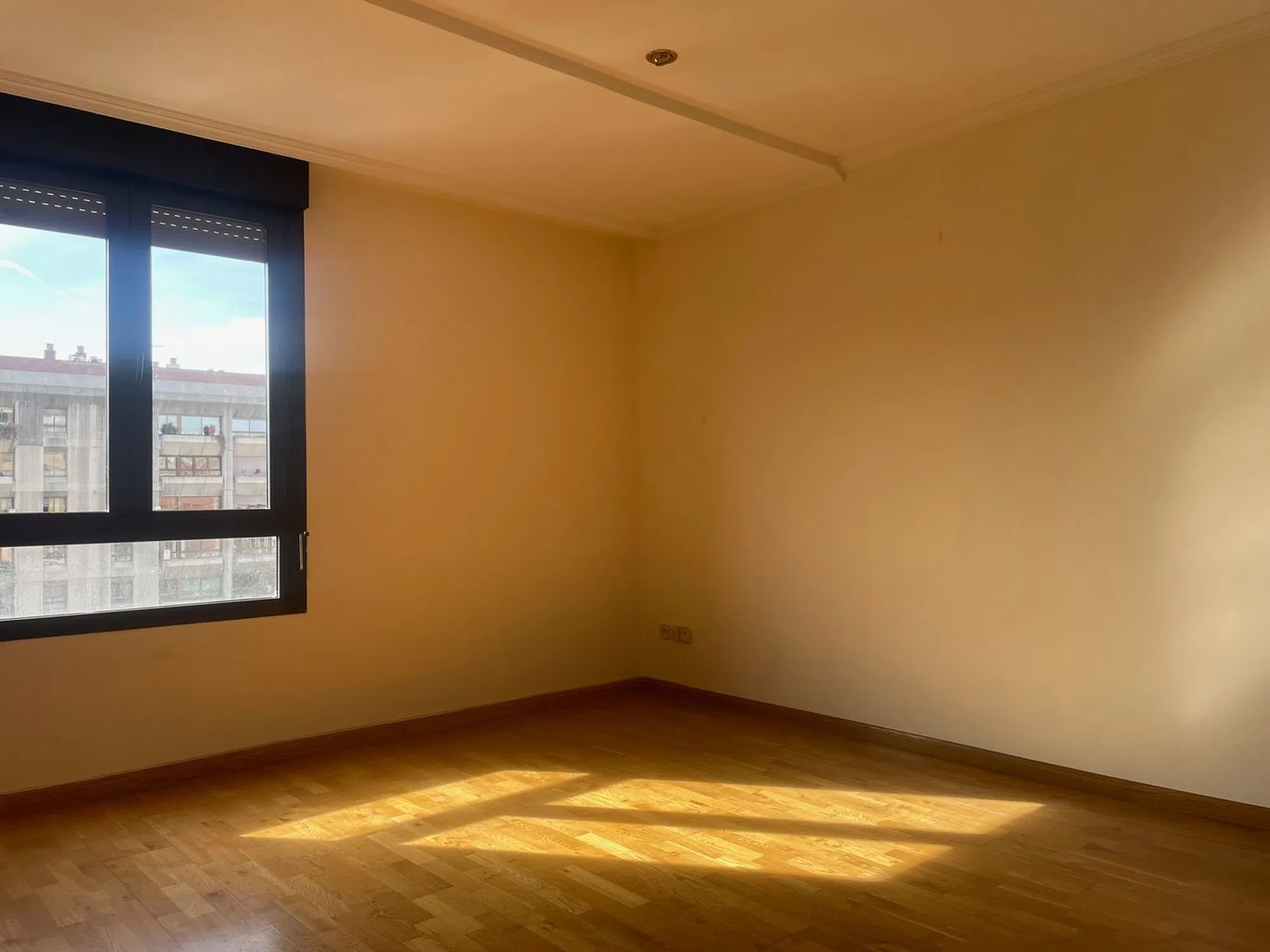 Piso en calle de Raimundo Fernández Villaverde - Photo 4
