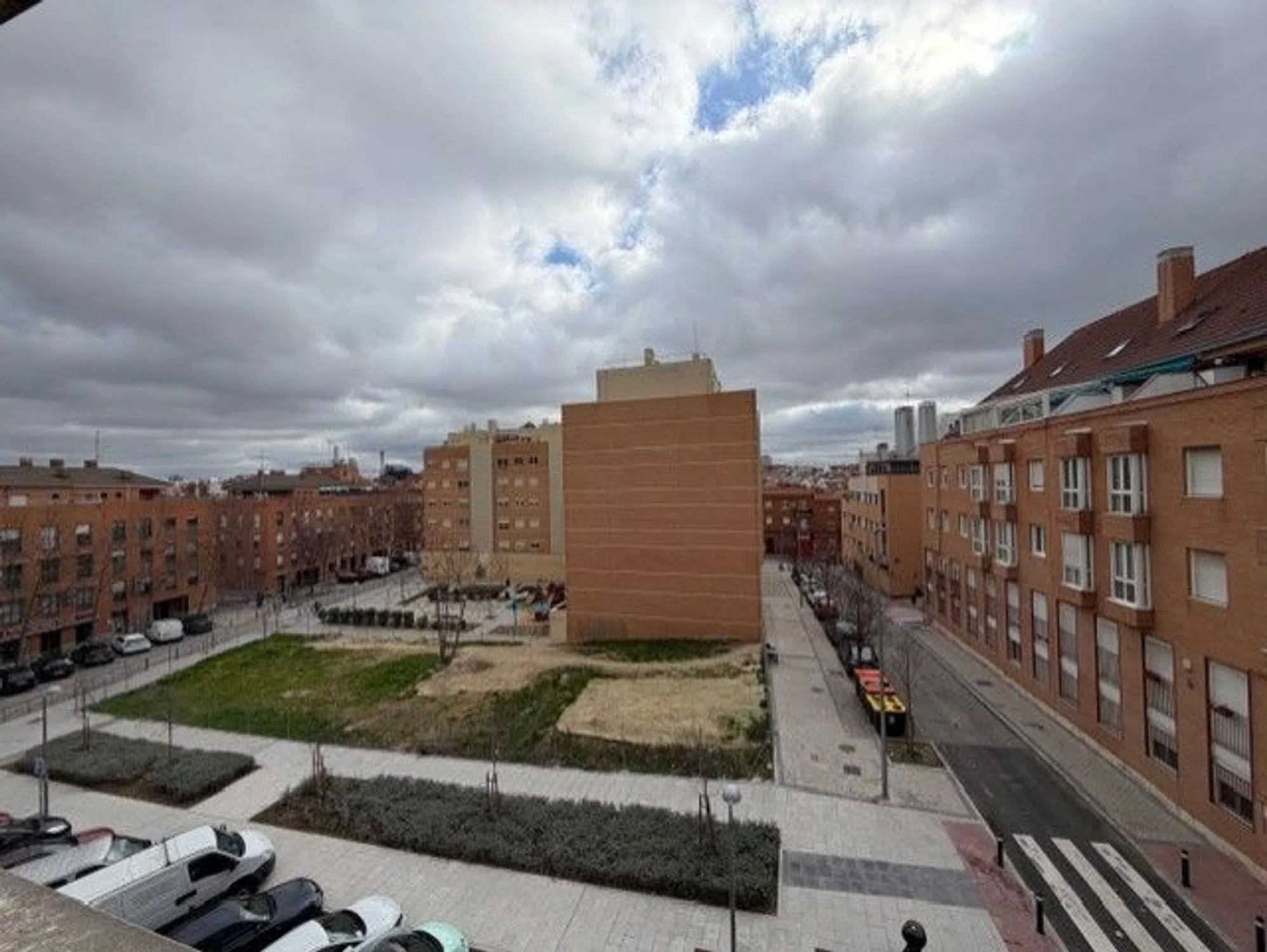 Dúplex en calle Cantueso, 43