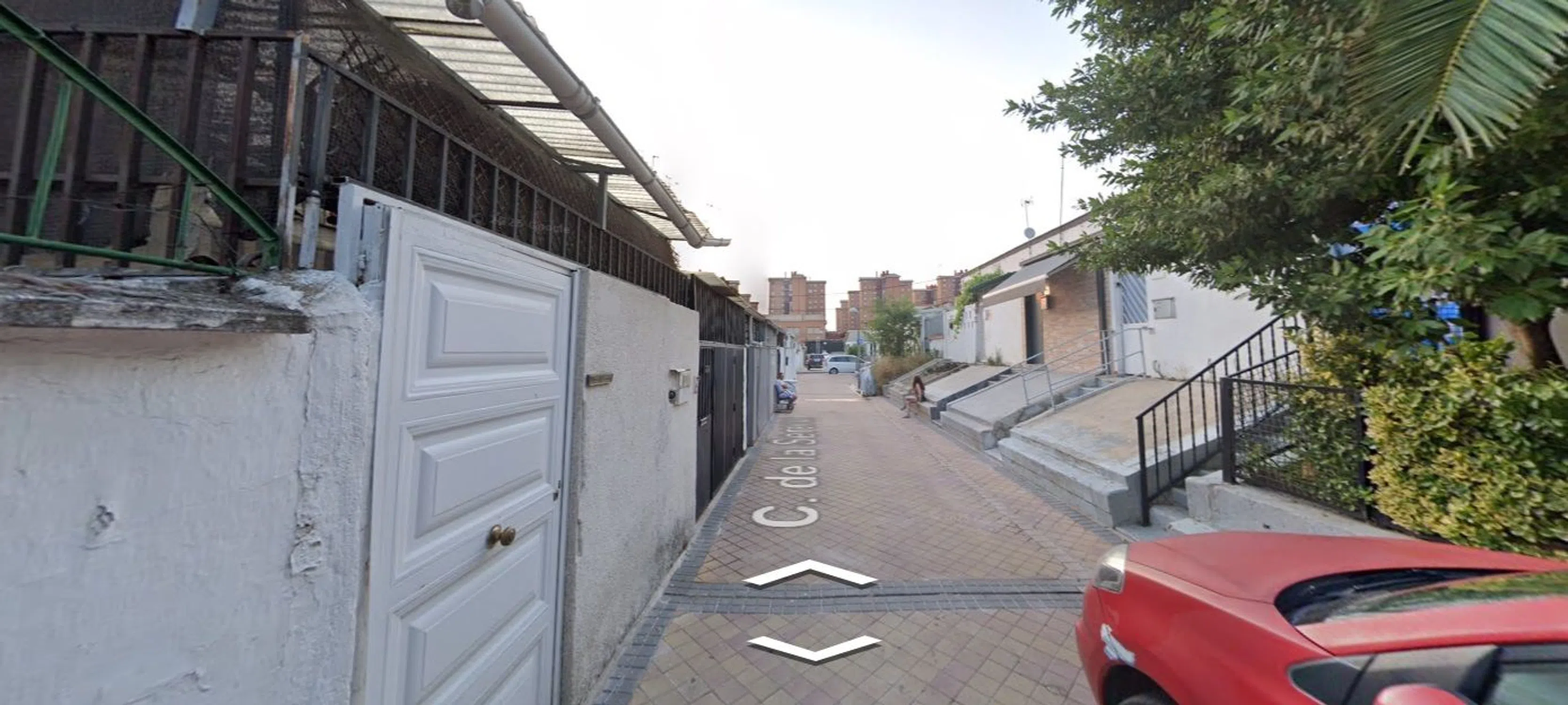 Chalet pareado en calle Benamejí - Photo 2