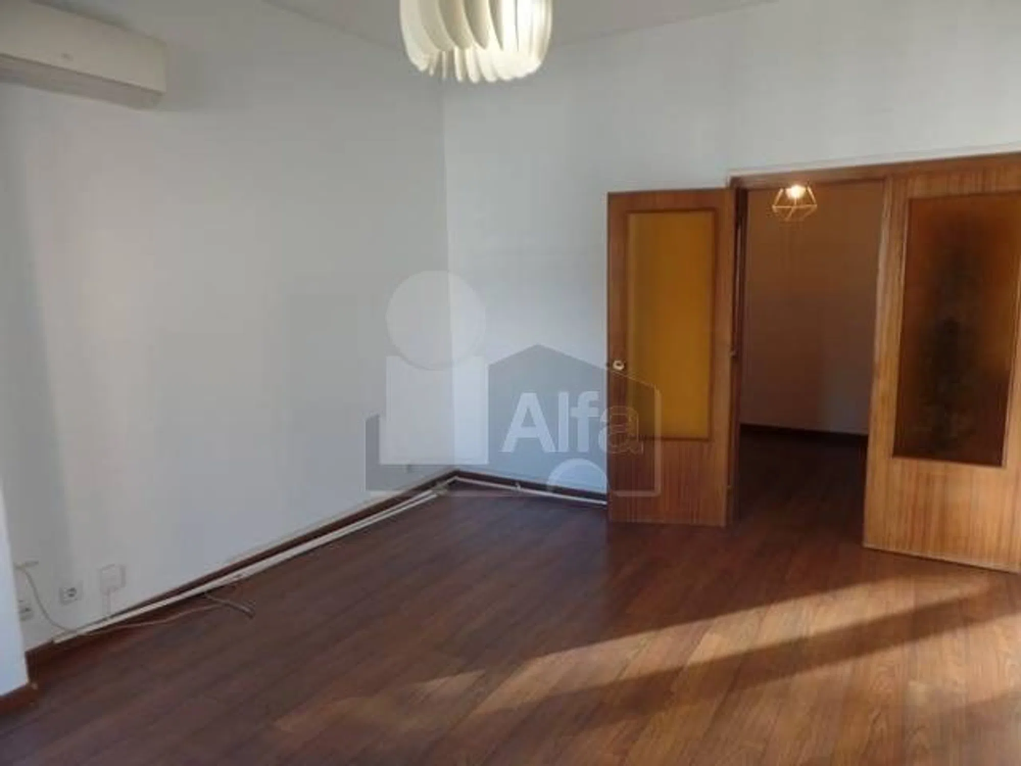 Piso en calle de Orense - Photo 4