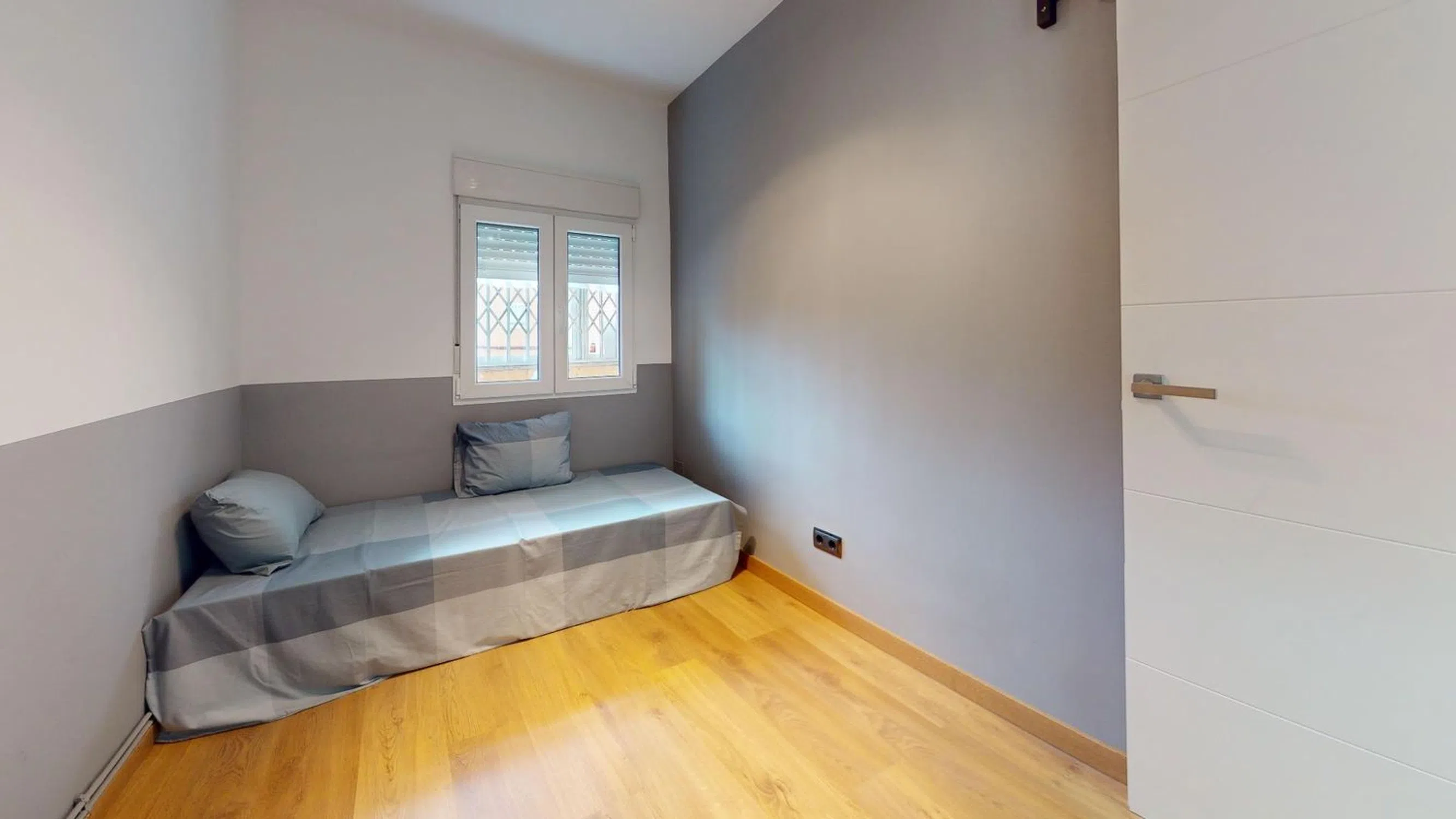 Piso en calle de San Claudio - Photo 4