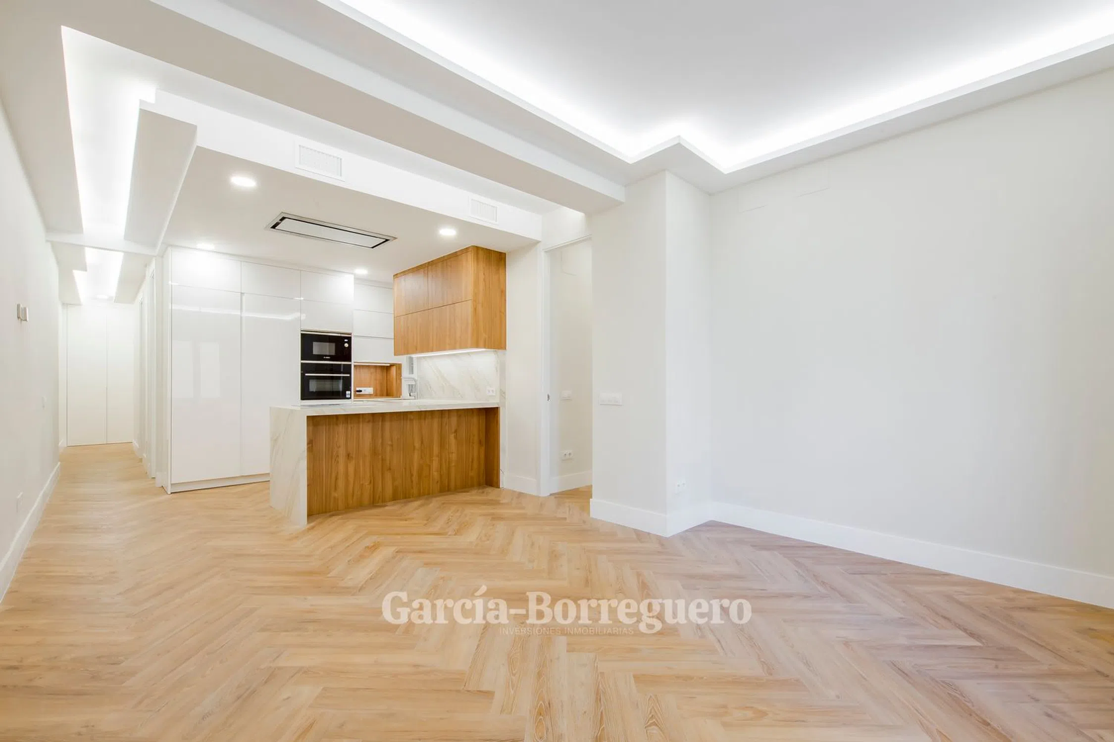 Piso en CL Fernan Gonzalez - Photo 3