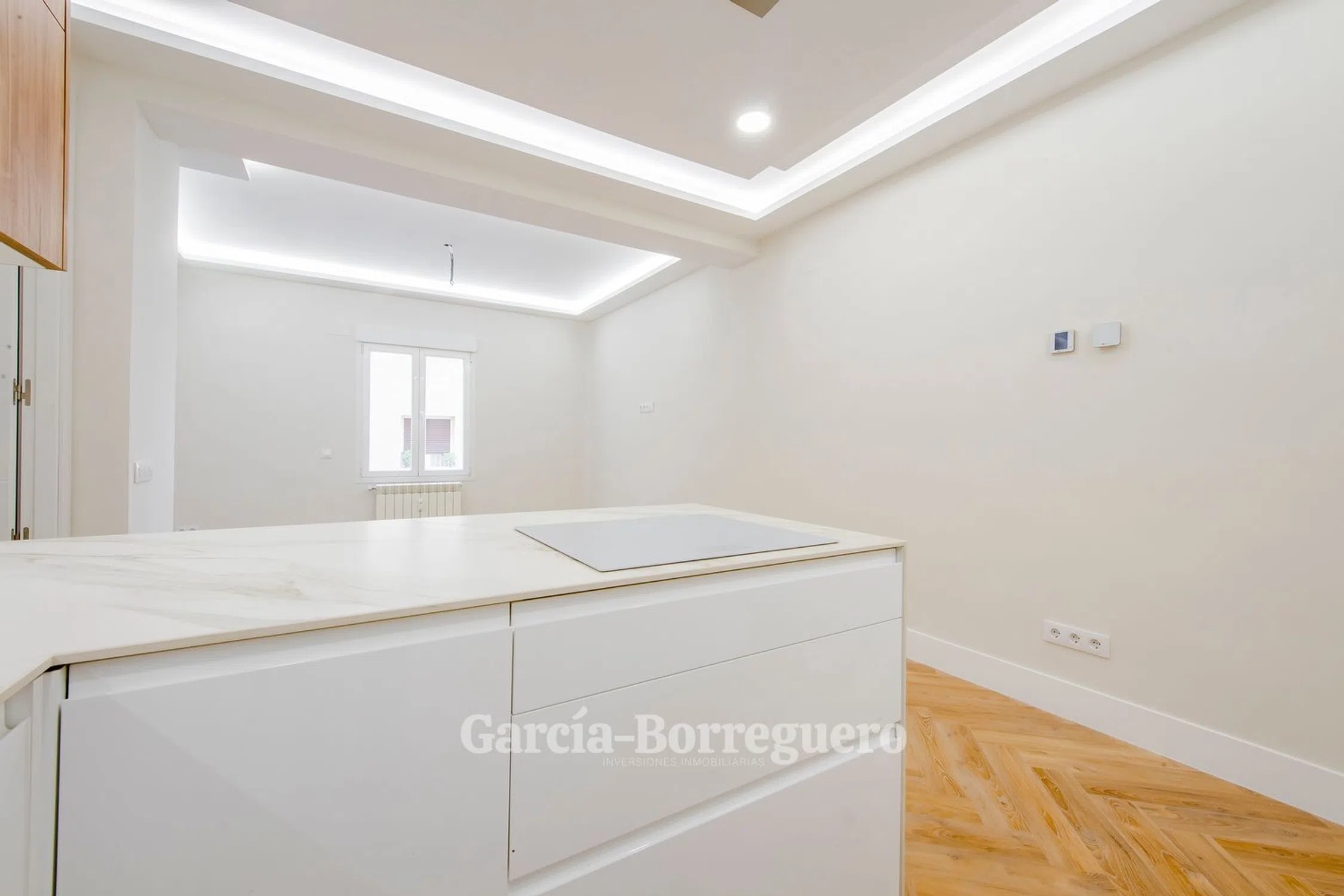 Piso en CL Fernan Gonzalez - Photo 5