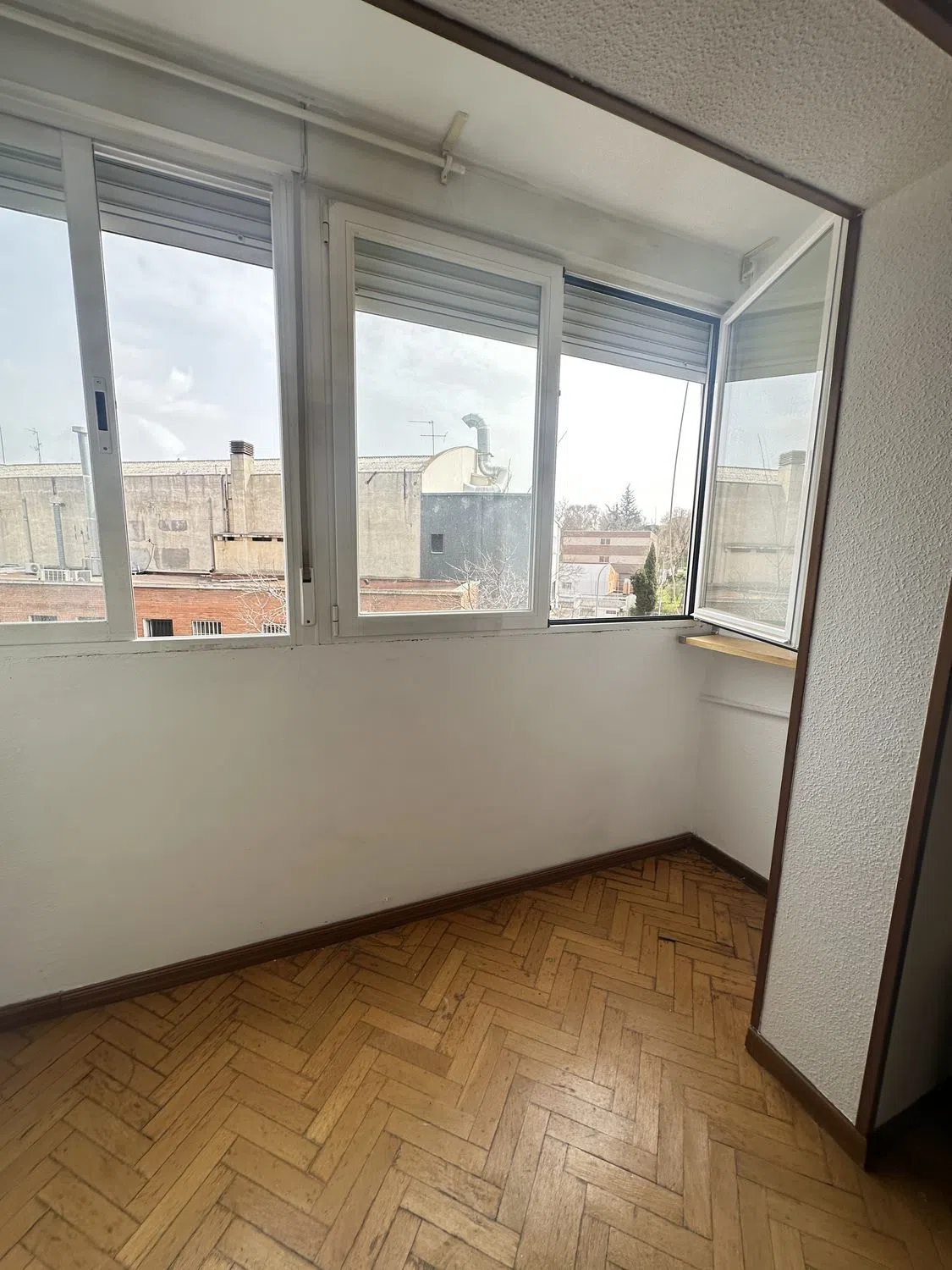 Piso en CL Zaratan - Photo 8