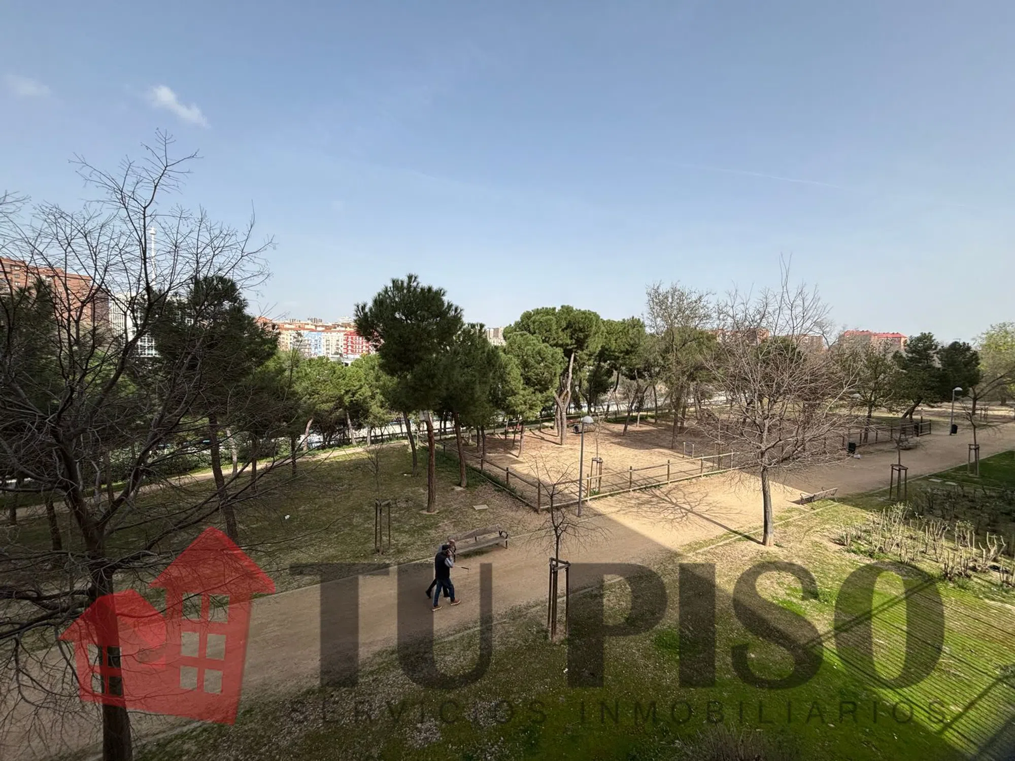 Piso en calle de Sierra Elvira - Photo 4