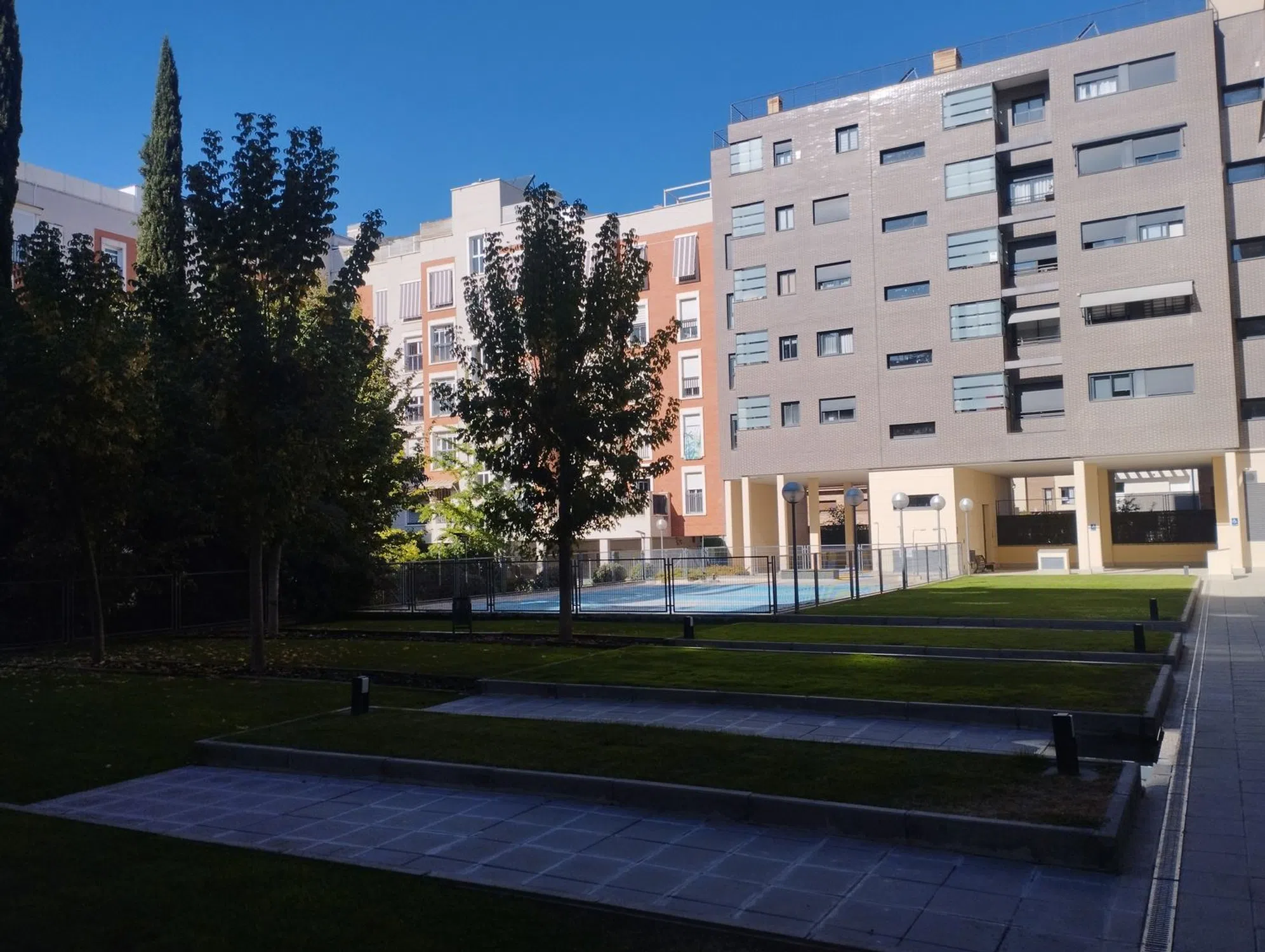 Piso en avenida de la Gavia, 16