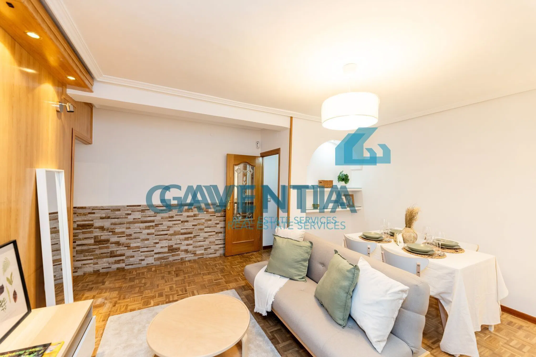 Piso en calle de Artajona - Photo 4