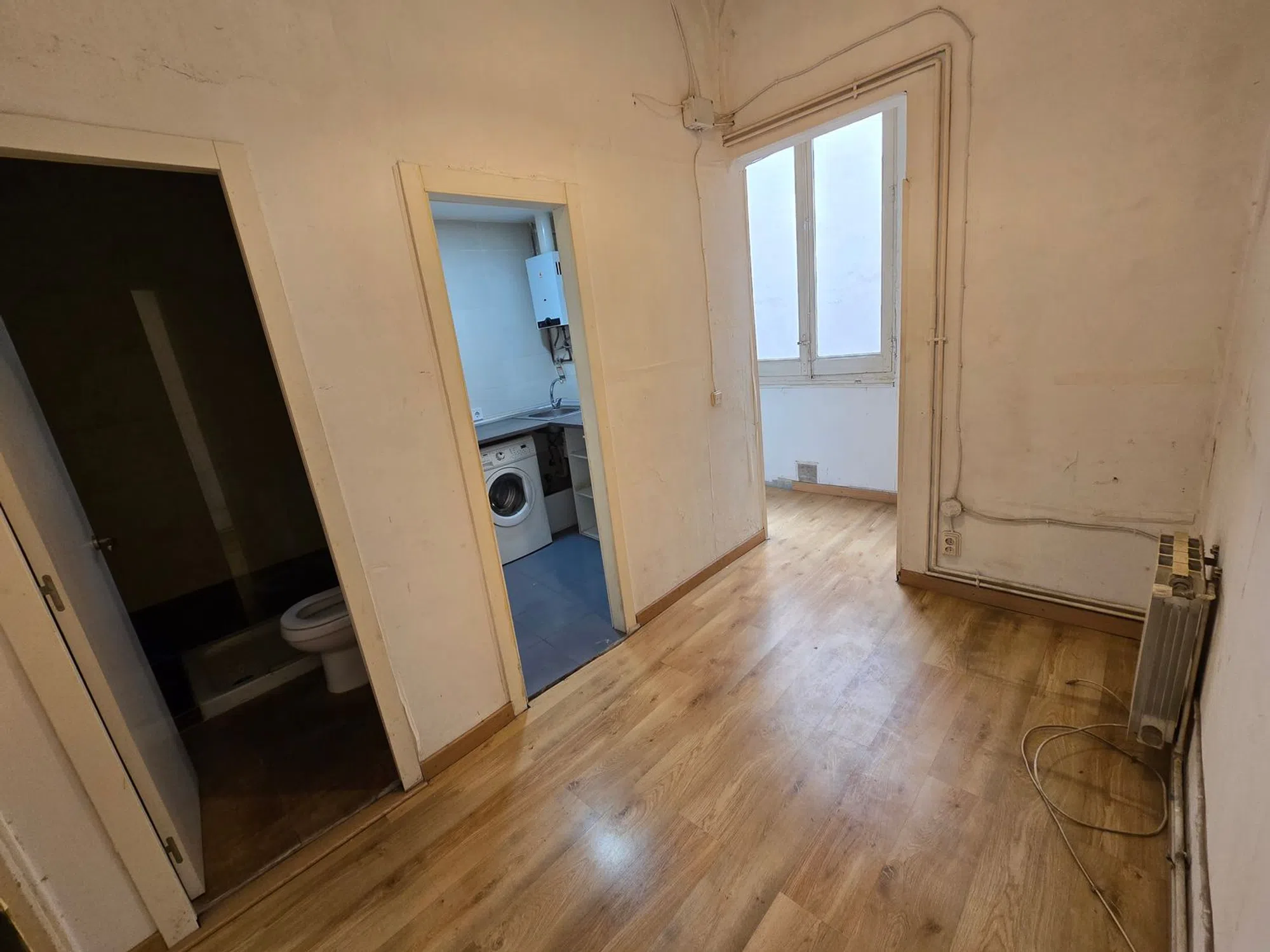 Piso en avenida de la Ciudad de Barcelona - Photo 5