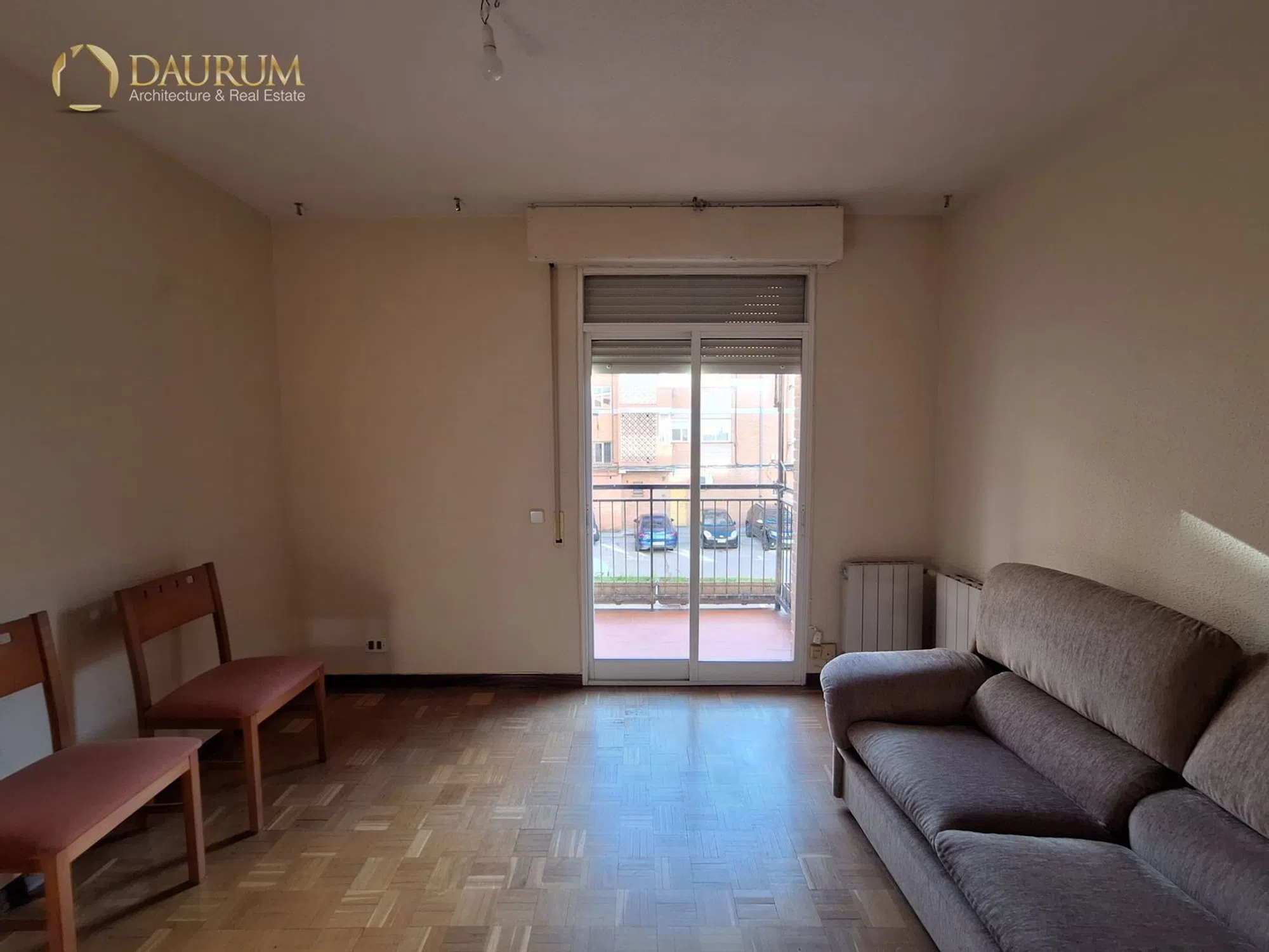 Piso en calle de Ofelia Nieto - Photo 2