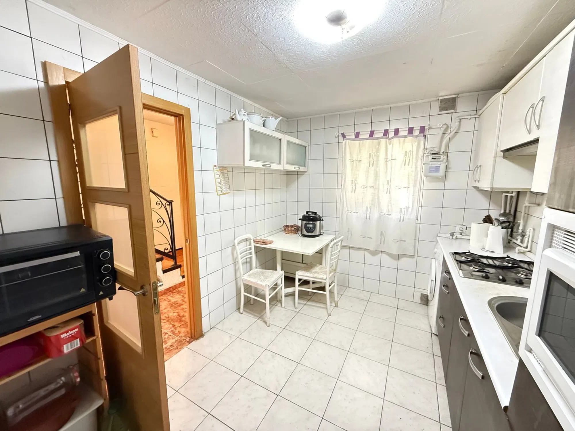 Chalet adosado en calle de Gainza - Photo 3
