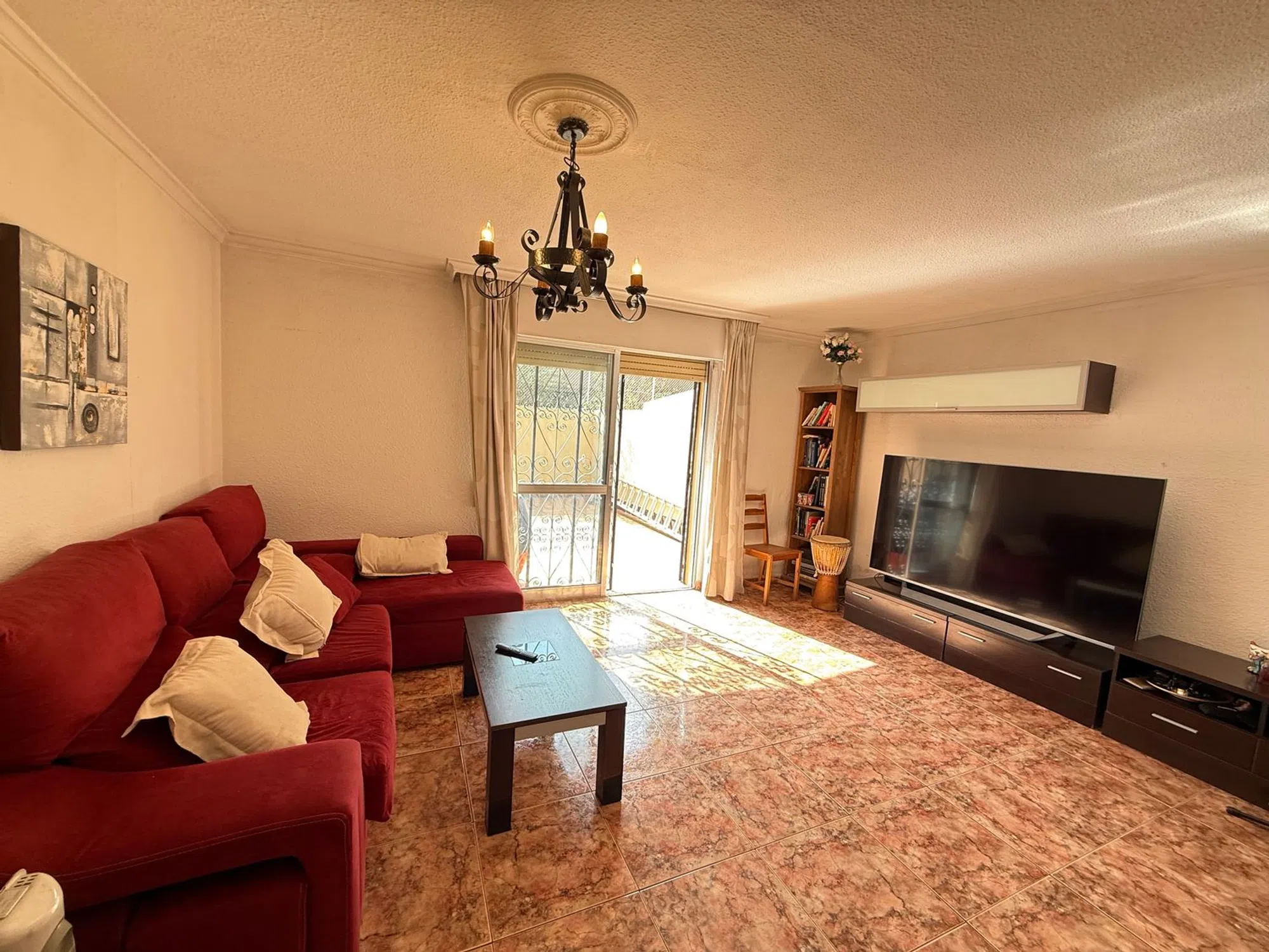 Chalet adosado en calle de Gainza - Photo 6