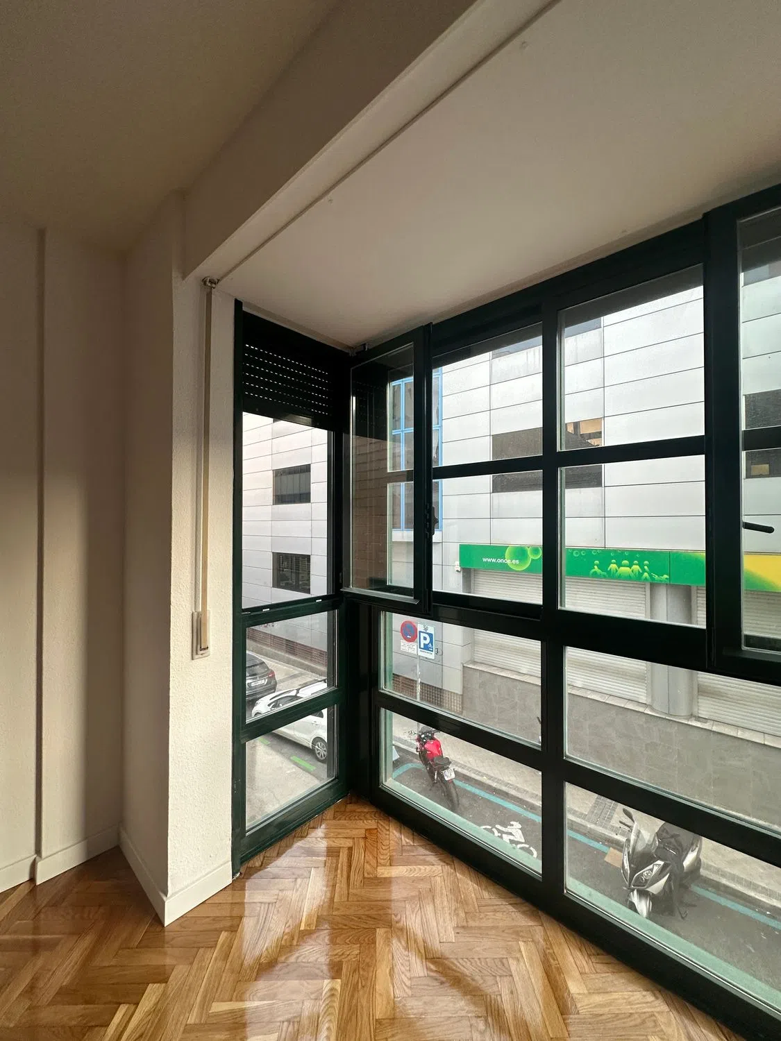 Piso en calle de la Coruña - Photo 3