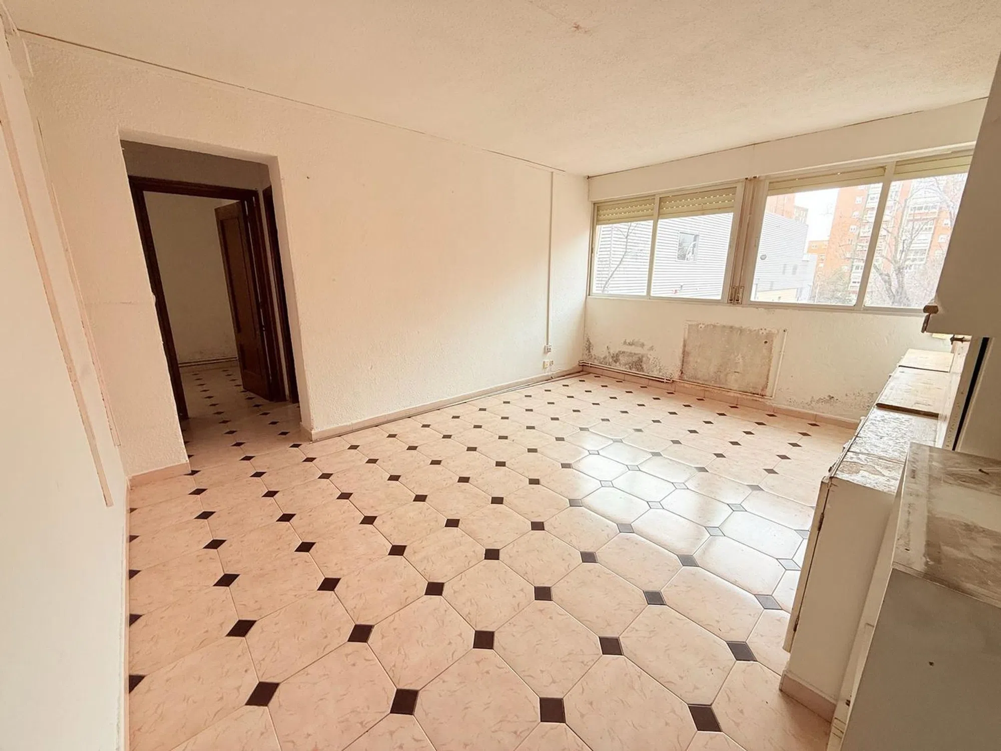 Piso en calle de la Marroquina - Photo 4