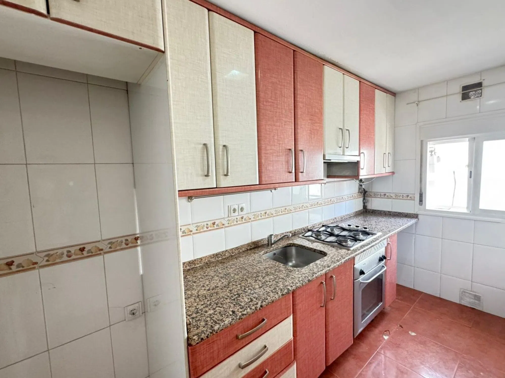 Piso en calle Lenguas - Photo 2
