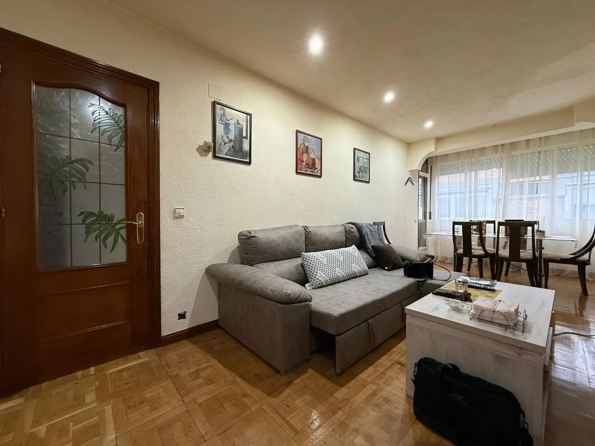Piso en calle Alcalá - Photo 2