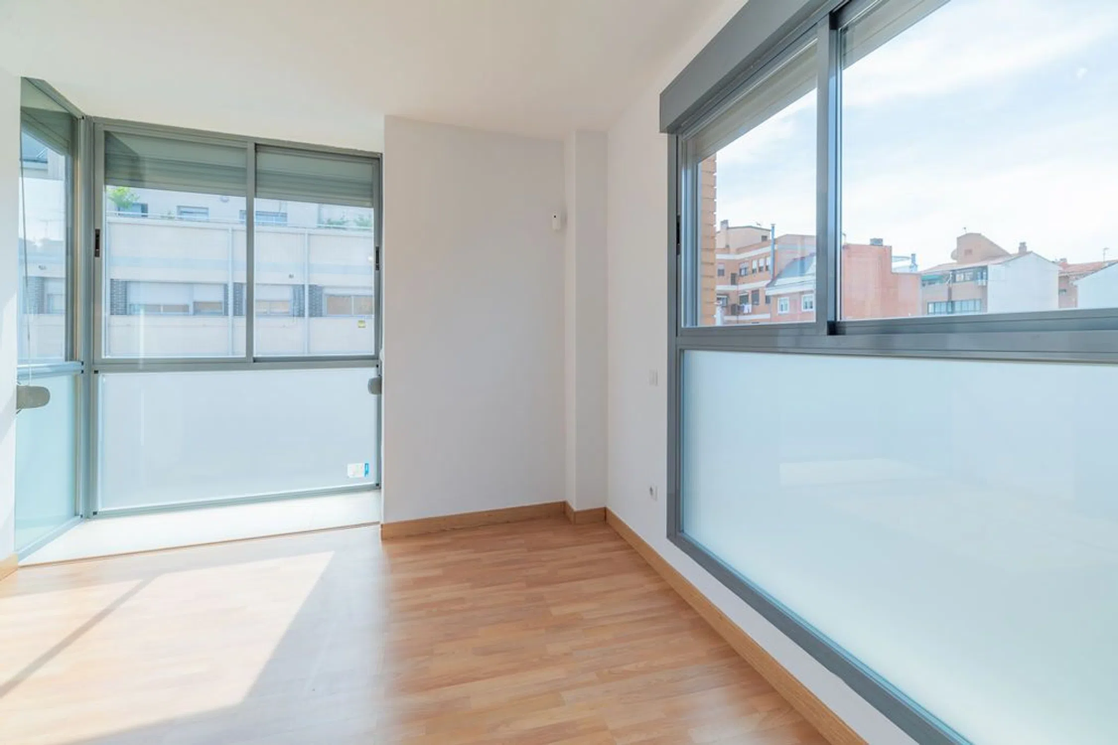 Piso en CL Gonzalez Soto - Photo 3