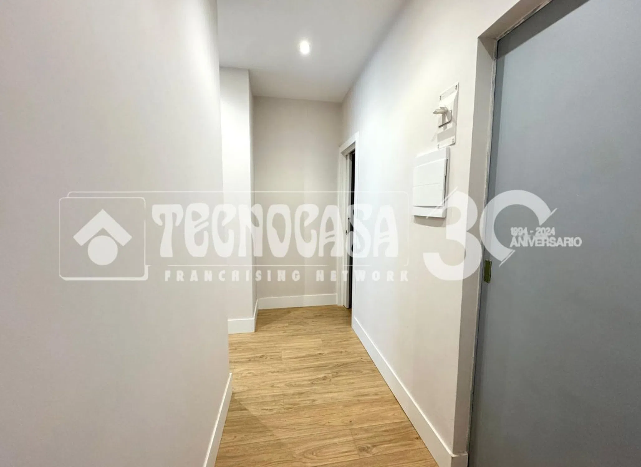 Piso en calle de Valentín Beato - Photo 3