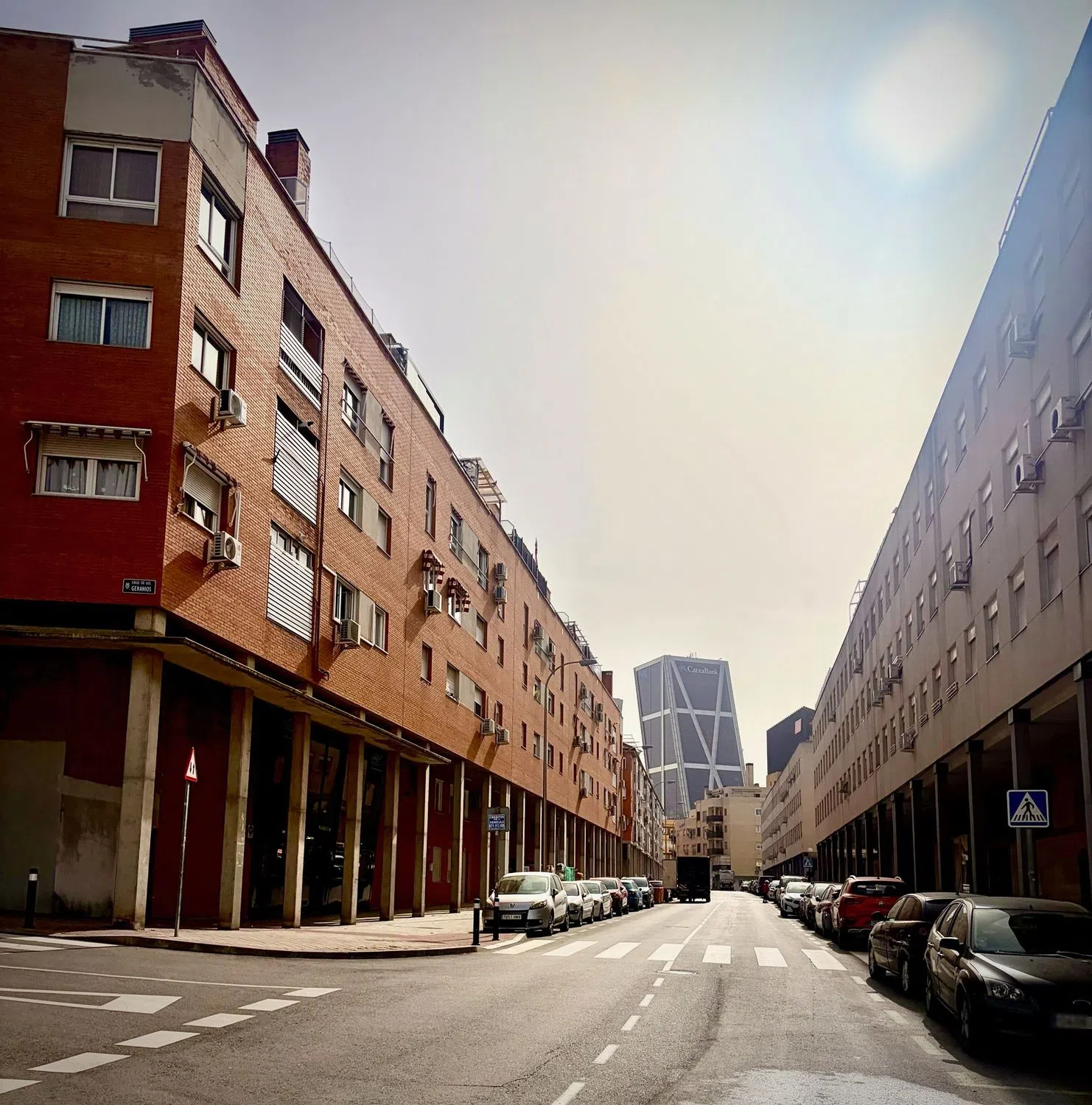 Piso en CL Ailanto
