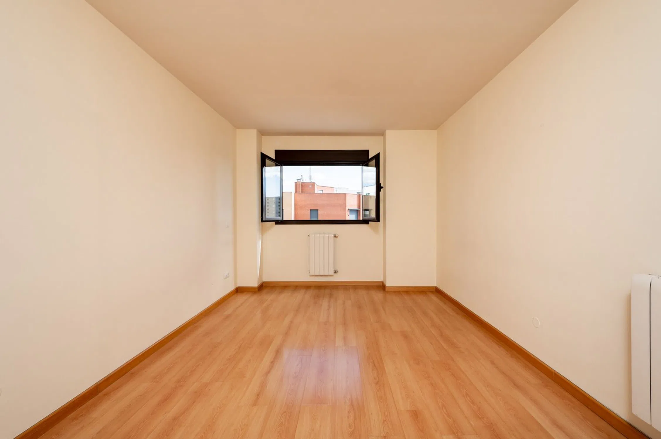 Piso en calle de Puentedey - Photo 2