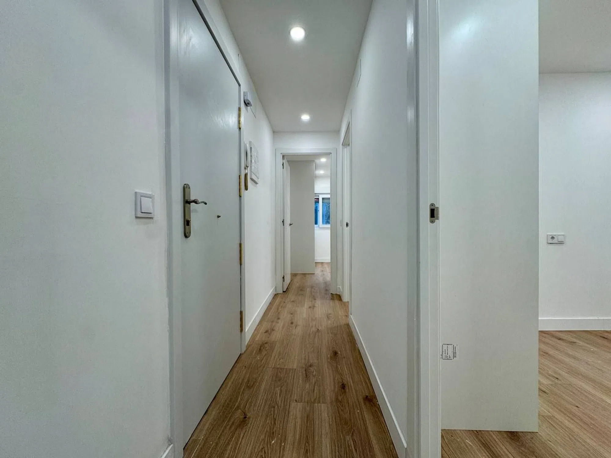Piso en CL Lopez Grass - Photo 2