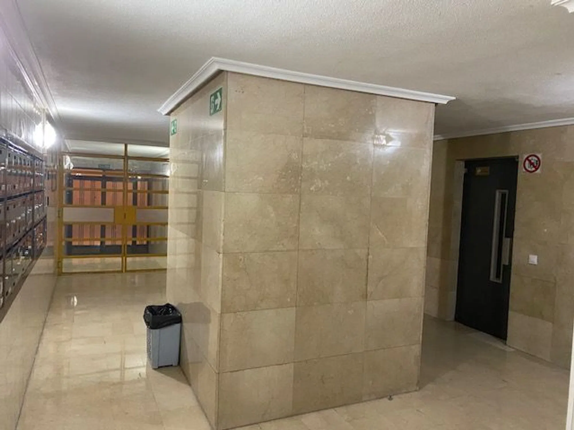Piso en calle Angelillo - Photo 3