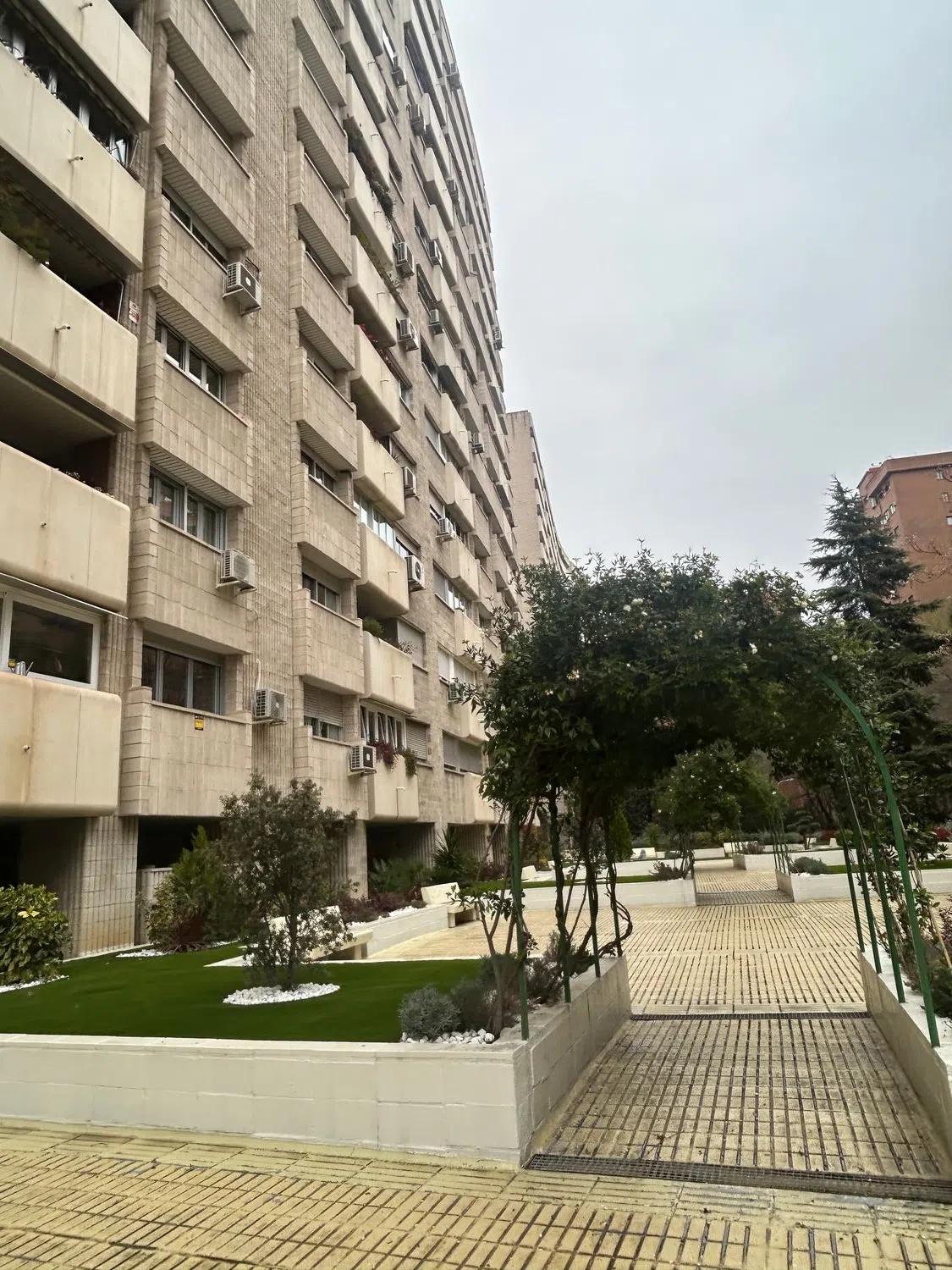 Piso en CL Juan Esplandiu - Photo 3
