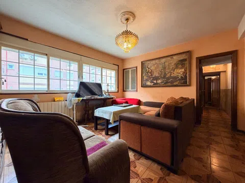 Flat in calle de la Villa de Churriana - Photo 2