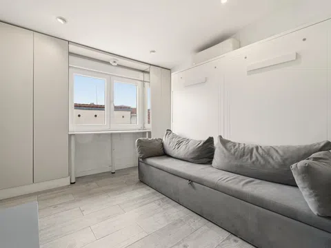 Studio in calle de Piamonte, 27 - Photo 6