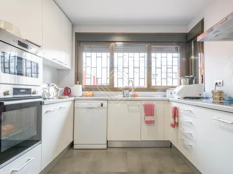 Terraced house - Photo 19