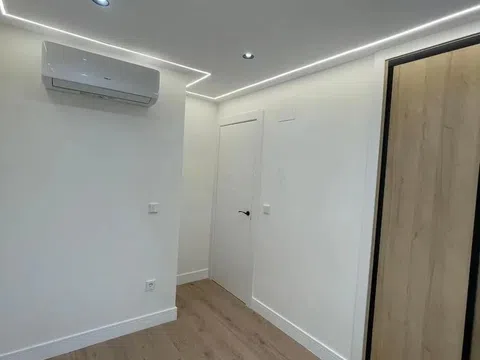 Flat in calle de Valle Inclán - Photo 15