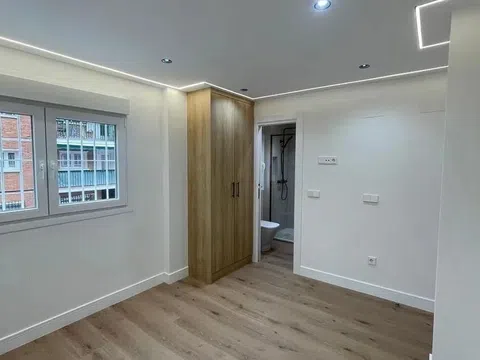 Flat in calle de Valle Inclán - Photo 20