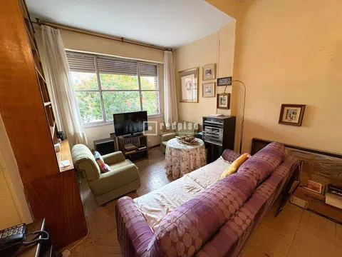 Flat - Photo 2