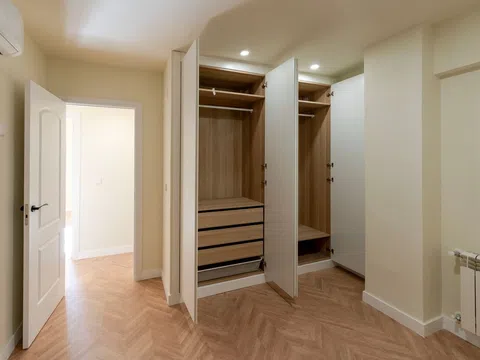 Flat in paseo de la Castellana - Photo 9