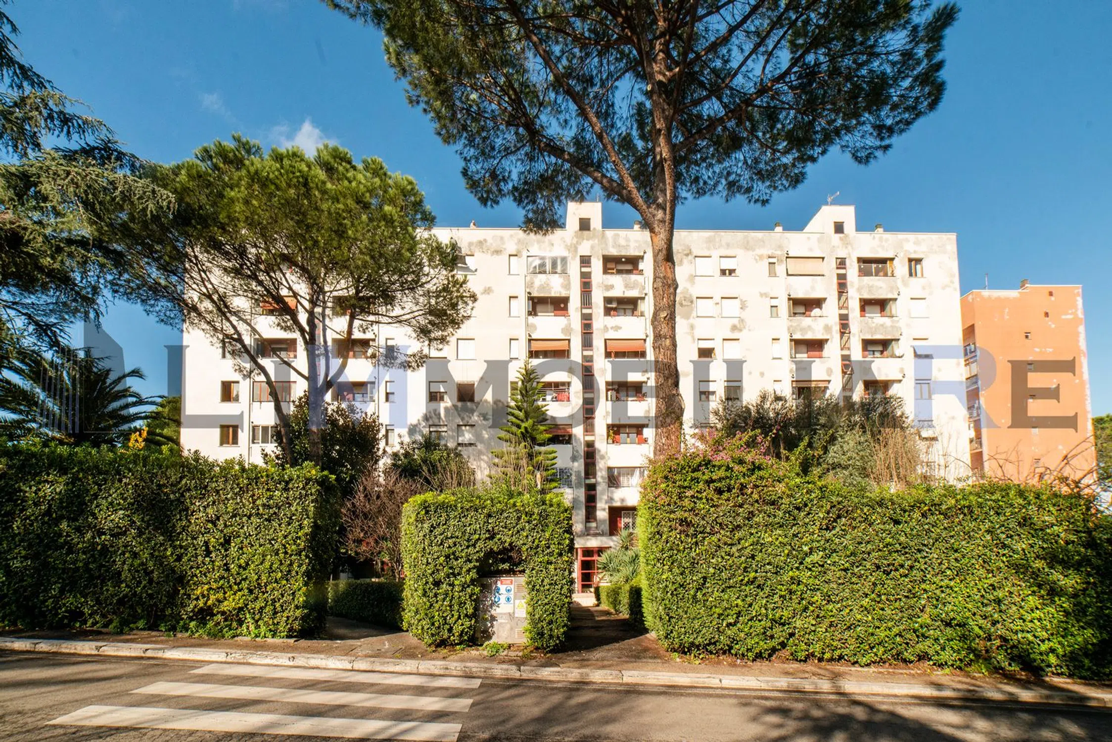 Appartamento su due piani in viale Moliere, 3 - Photo 2