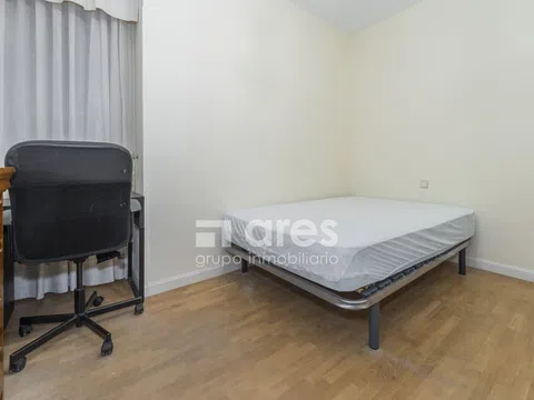 Flat in calle de Diego de León - Photo 11