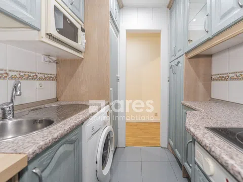 Flat in calle de Diego de León - Photo 6