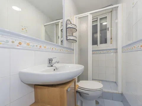 Flat in calle de Diego de León - Photo 8
